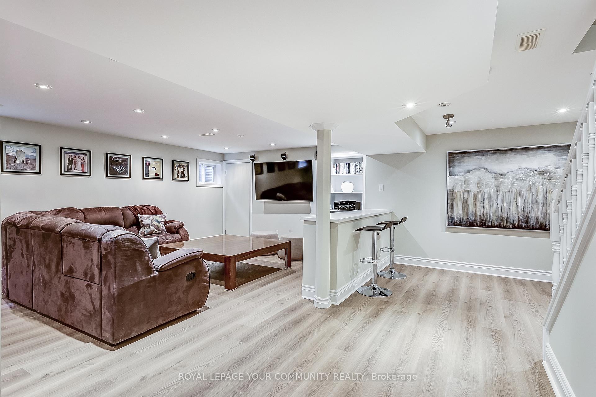 Photo 33 of 21 Oak Lea Circle, Markham, Markham Village — HOMEH