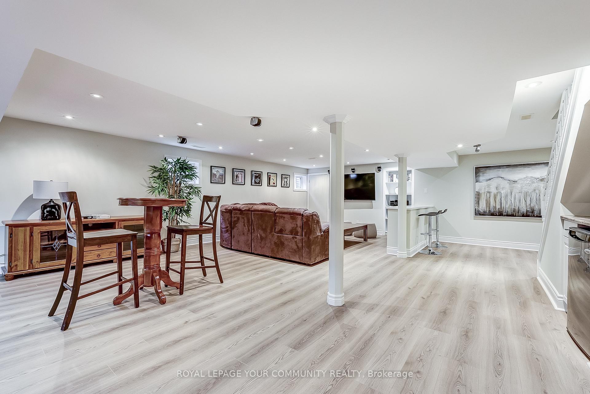 Photo 35 of 21 Oak Lea Circle, Markham, Markham Village — HOMEH