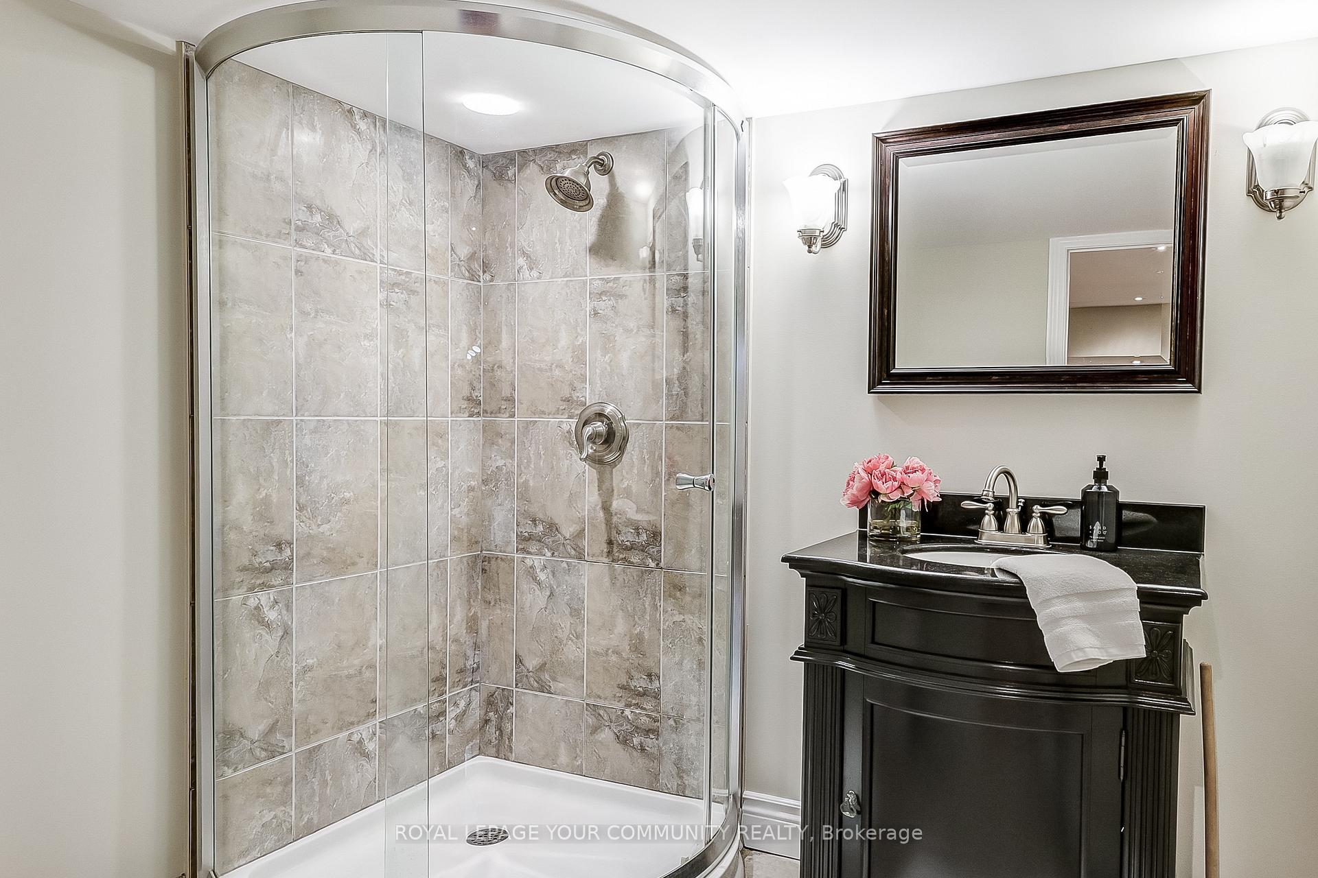 Photo 40 of 21 Oak Lea Circle, Markham, Markham Village — HOMEH
