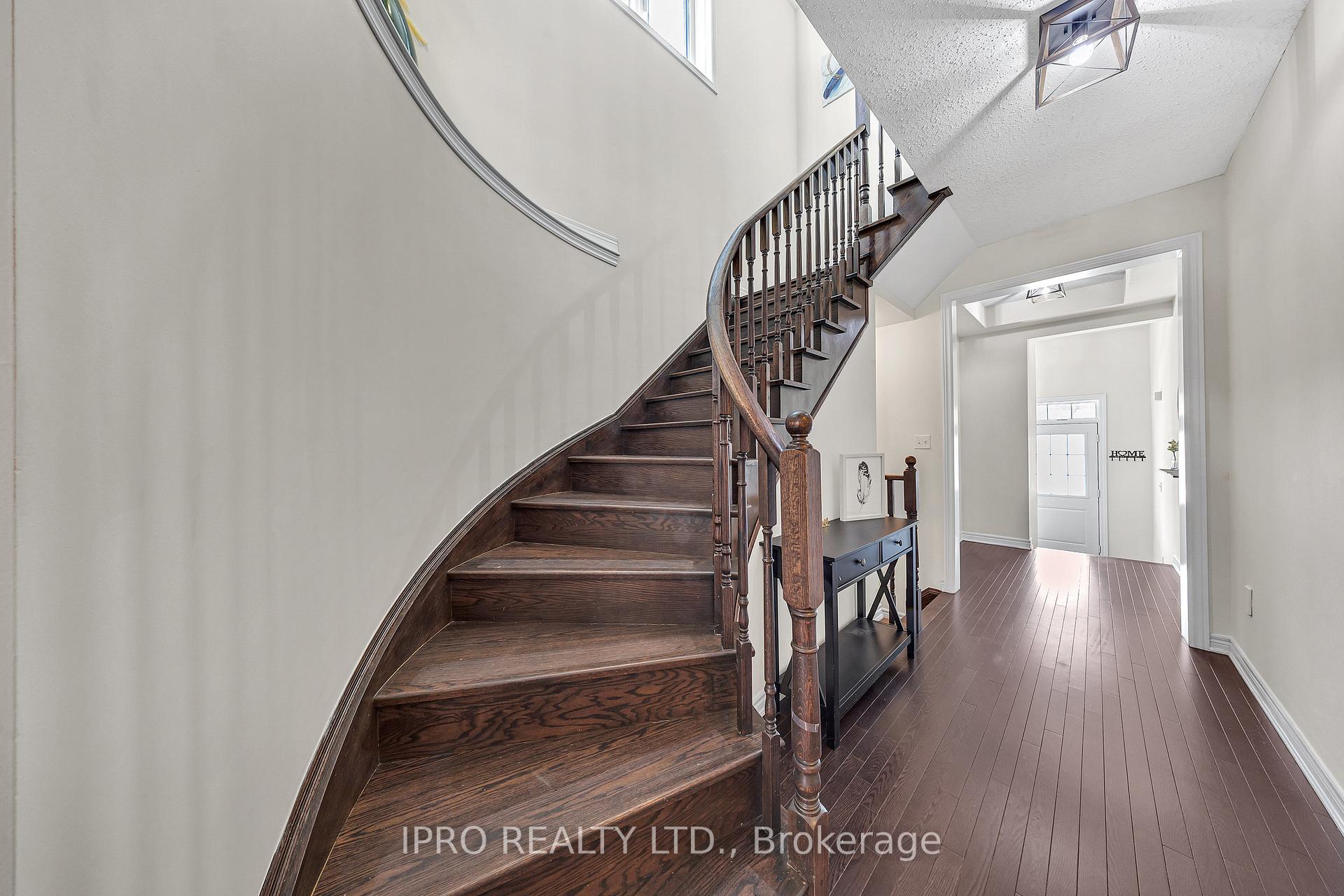 Photo 14 of 4 Titan Trail, Markham, Cedarwood — HOMEH