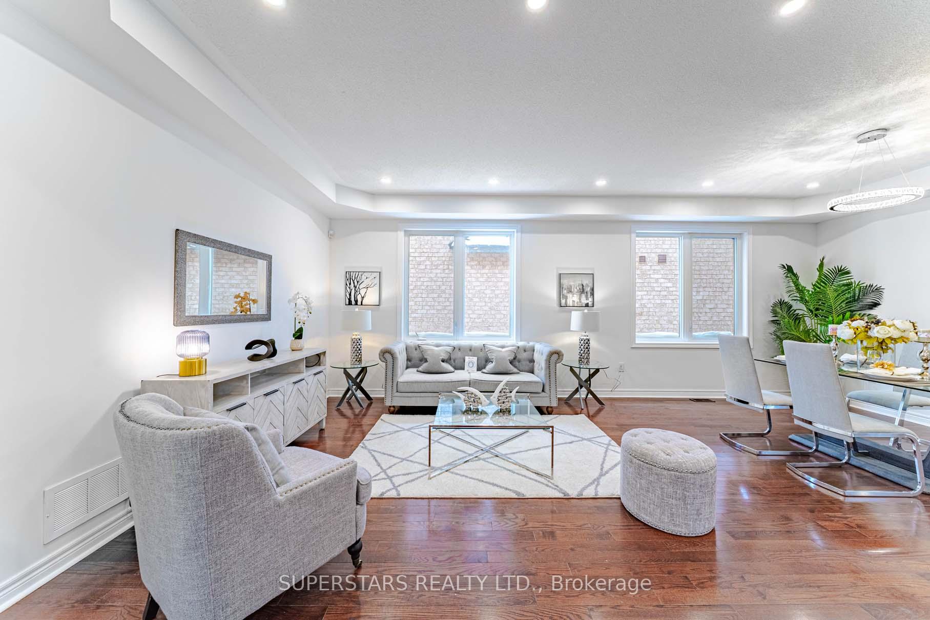 Photo 4 of 43 Stoney Creek Drive, Markham, Greensborough — HOMEH