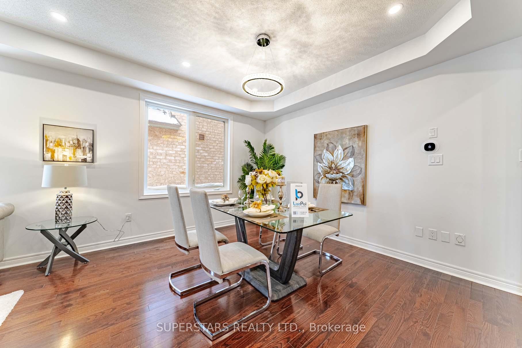 Photo 5 of 43 Stoney Creek Drive, Markham, Greensborough — HOMEH