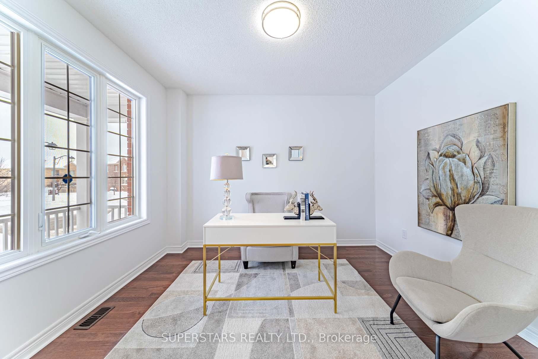 Photo 14 of 43 Stoney Creek Drive, Markham, Greensborough — HOMEH