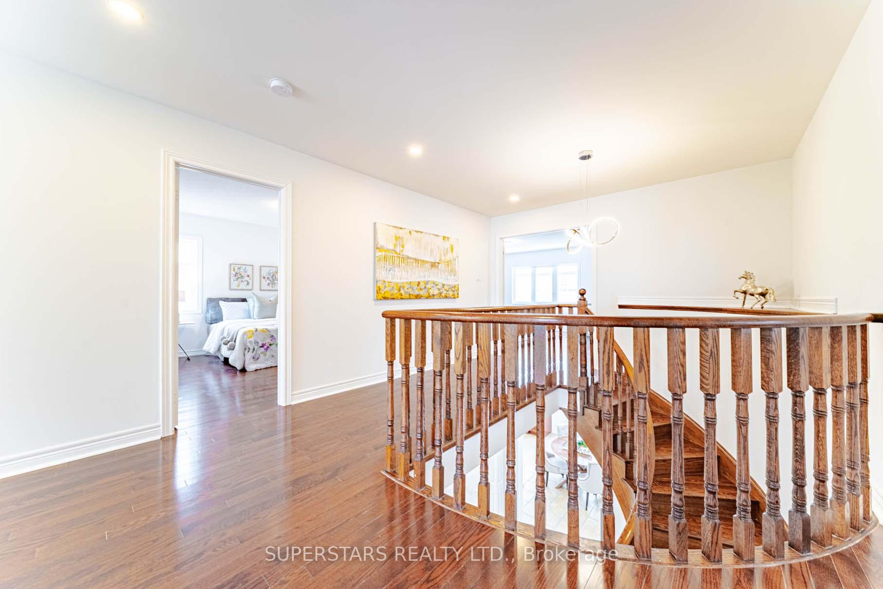 Photo 18 of 43 Stoney Creek Drive, Markham, Greensborough — HOMEH