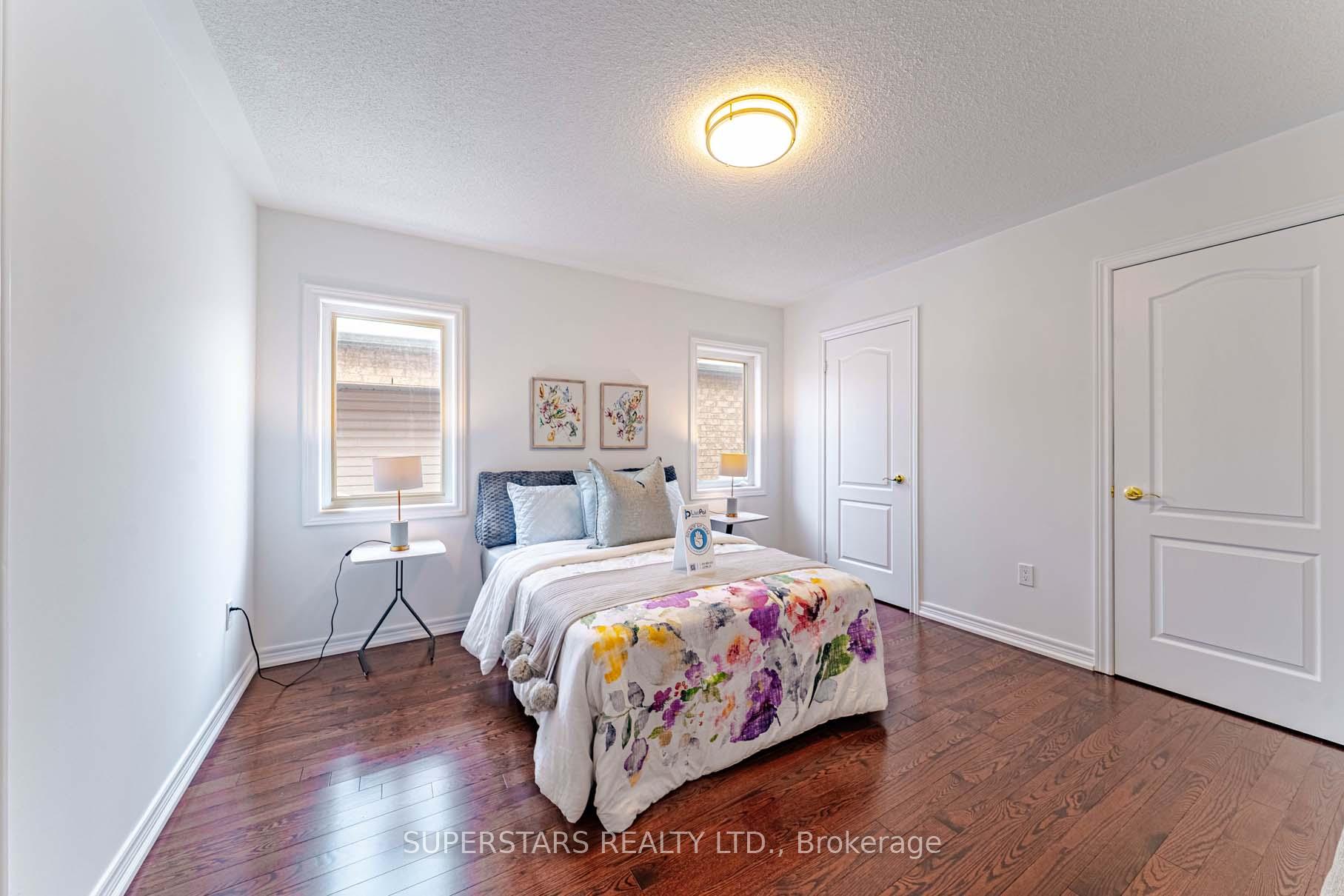Photo 27 of 43 Stoney Creek Drive, Markham, Greensborough — HOMEH