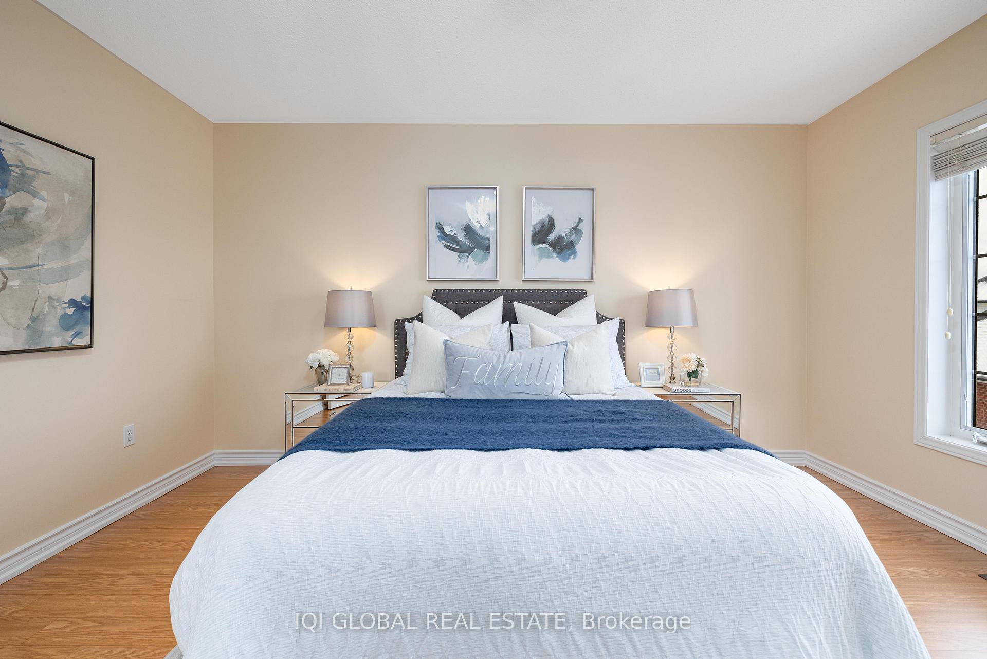 Photo 27 of 53 Thoroughbred Way, Markham, Berczy — HOMEH