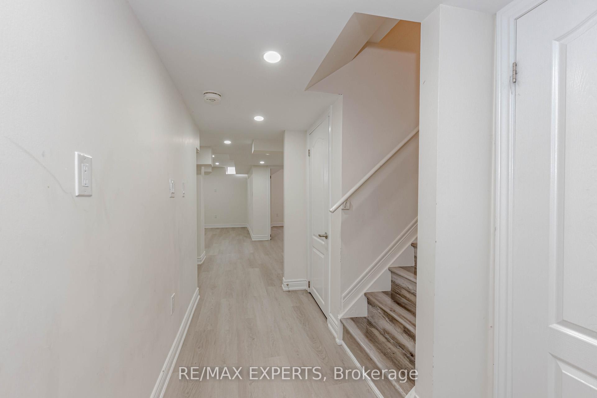 Photo 10 of Unit Bsmt, 587 Grant Way, Milton, Scott — HOMEH