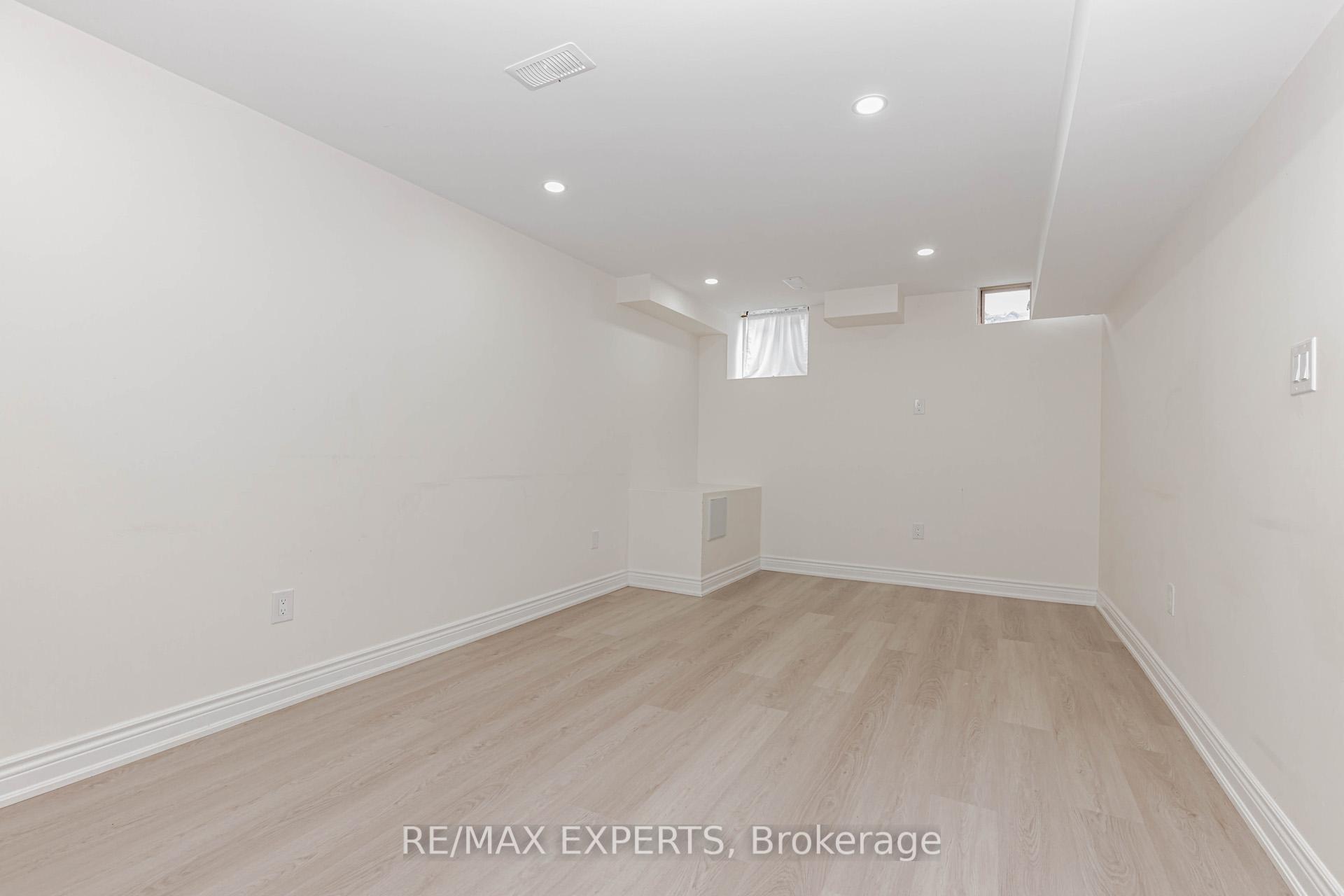 Photo 16 of Unit Bsmt, 587 Grant Way, Milton, Scott — HOMEH