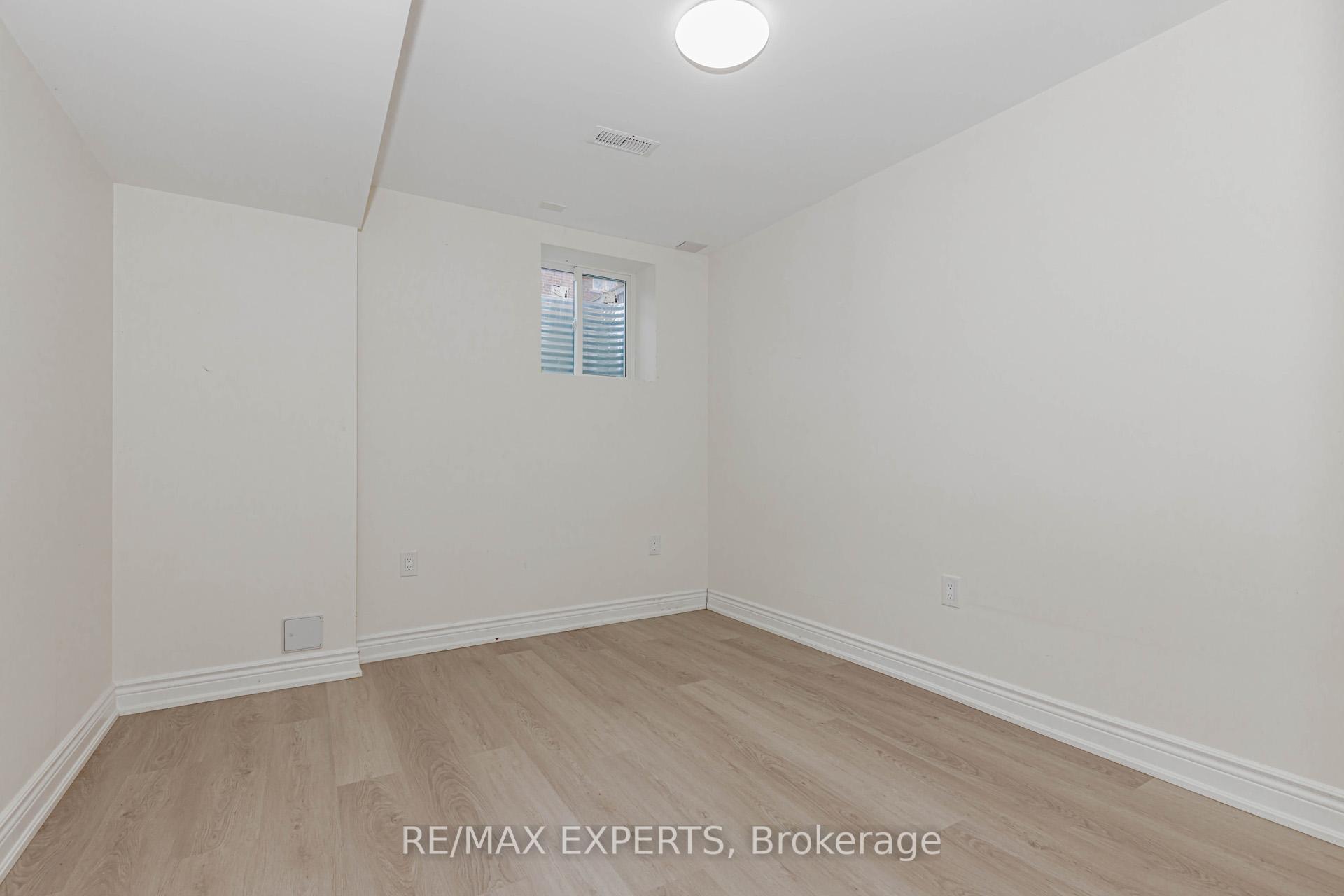 Photo 21 of Unit Bsmt, 587 Grant Way, Milton, Scott — HOMEH