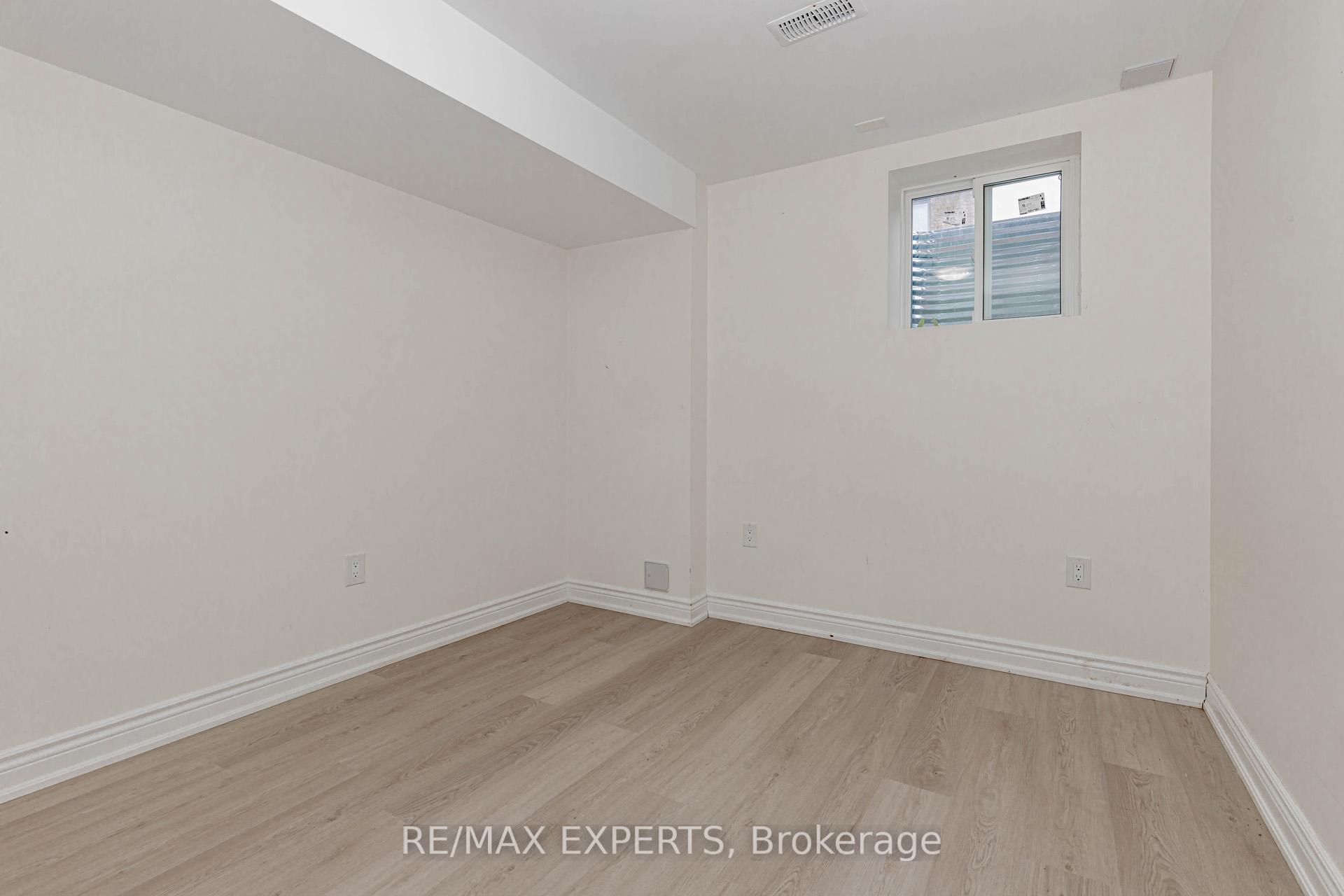 Photo 22 of Unit Bsmt, 587 Grant Way, Milton, Scott — HOMEH