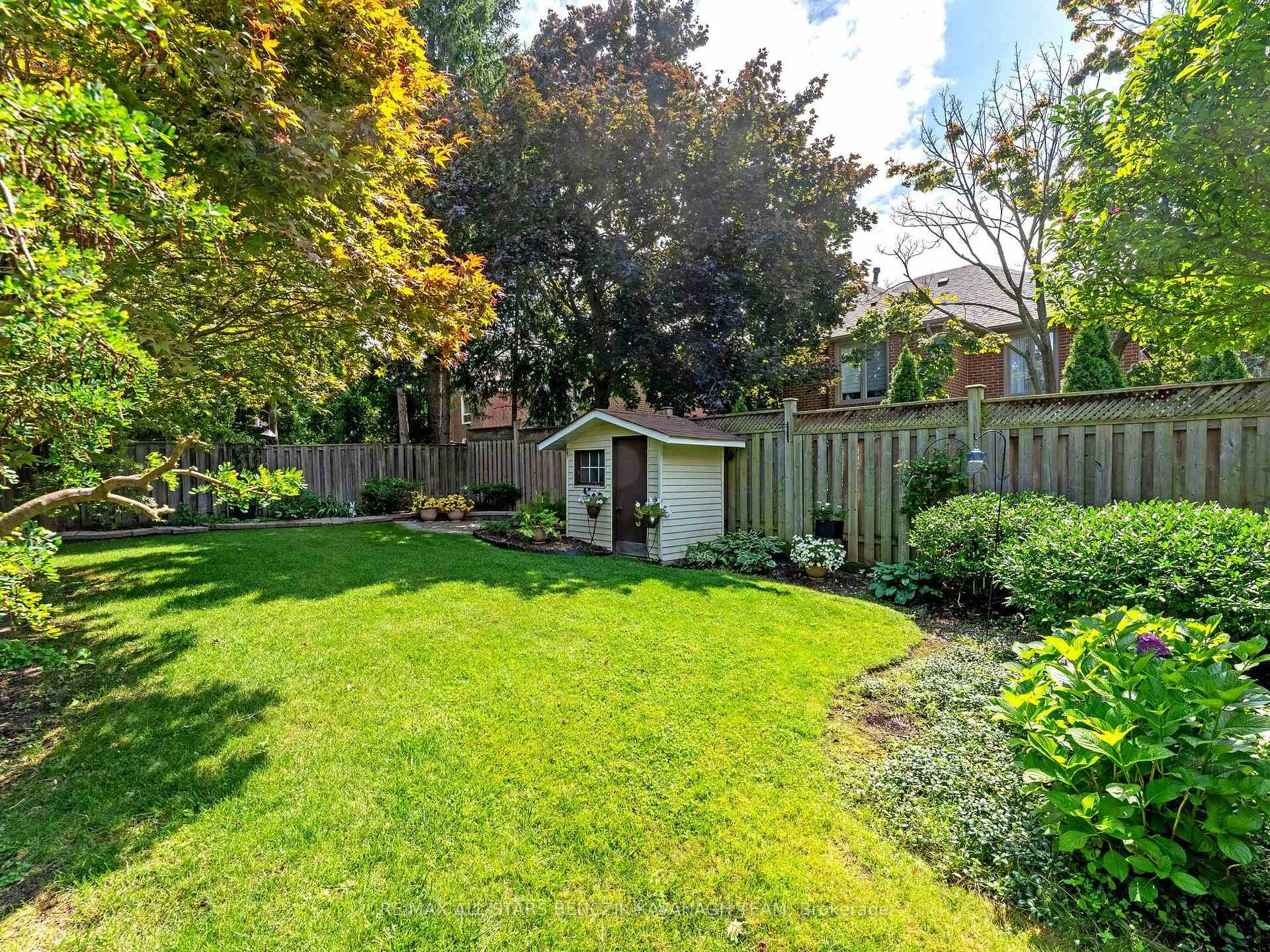 Photo 31 of 31 Larkin Avenue, Markham, Markham Village — HOMEH