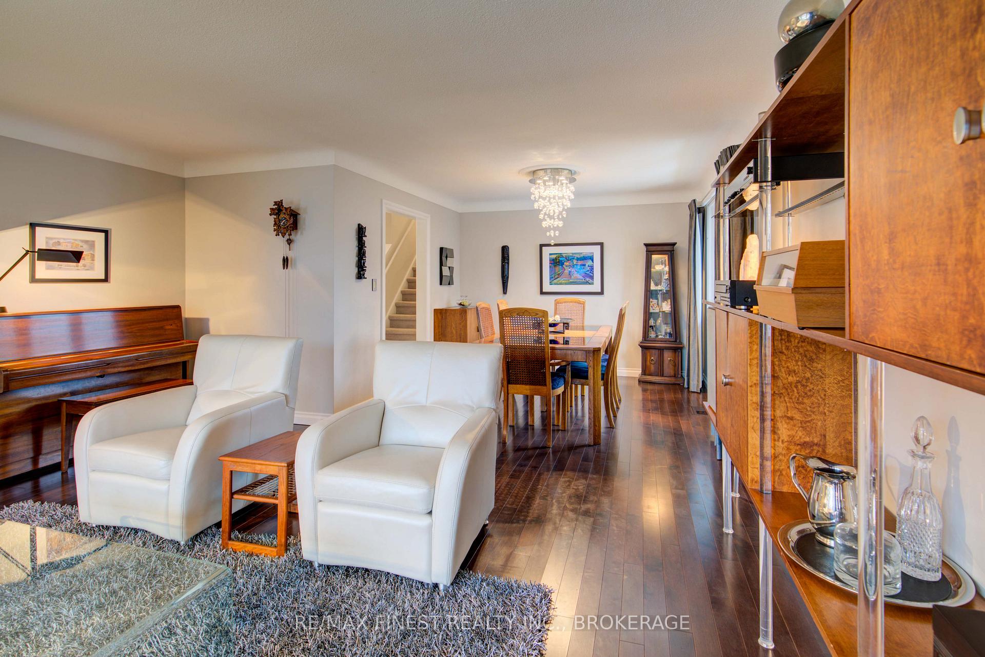 Photo 7 of 154 Lakeshore Boulevard, Kingston, City Southwest — HOMEH