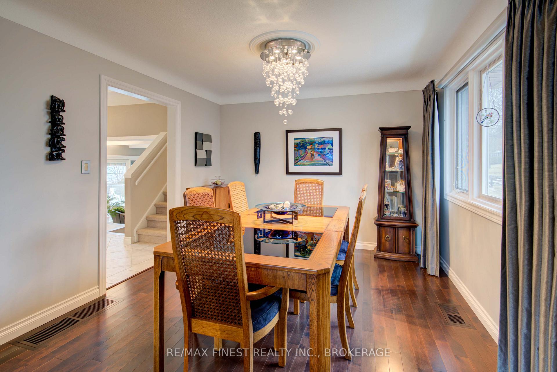 Photo 8 of 154 Lakeshore Boulevard, Kingston, City Southwest — HOMEH