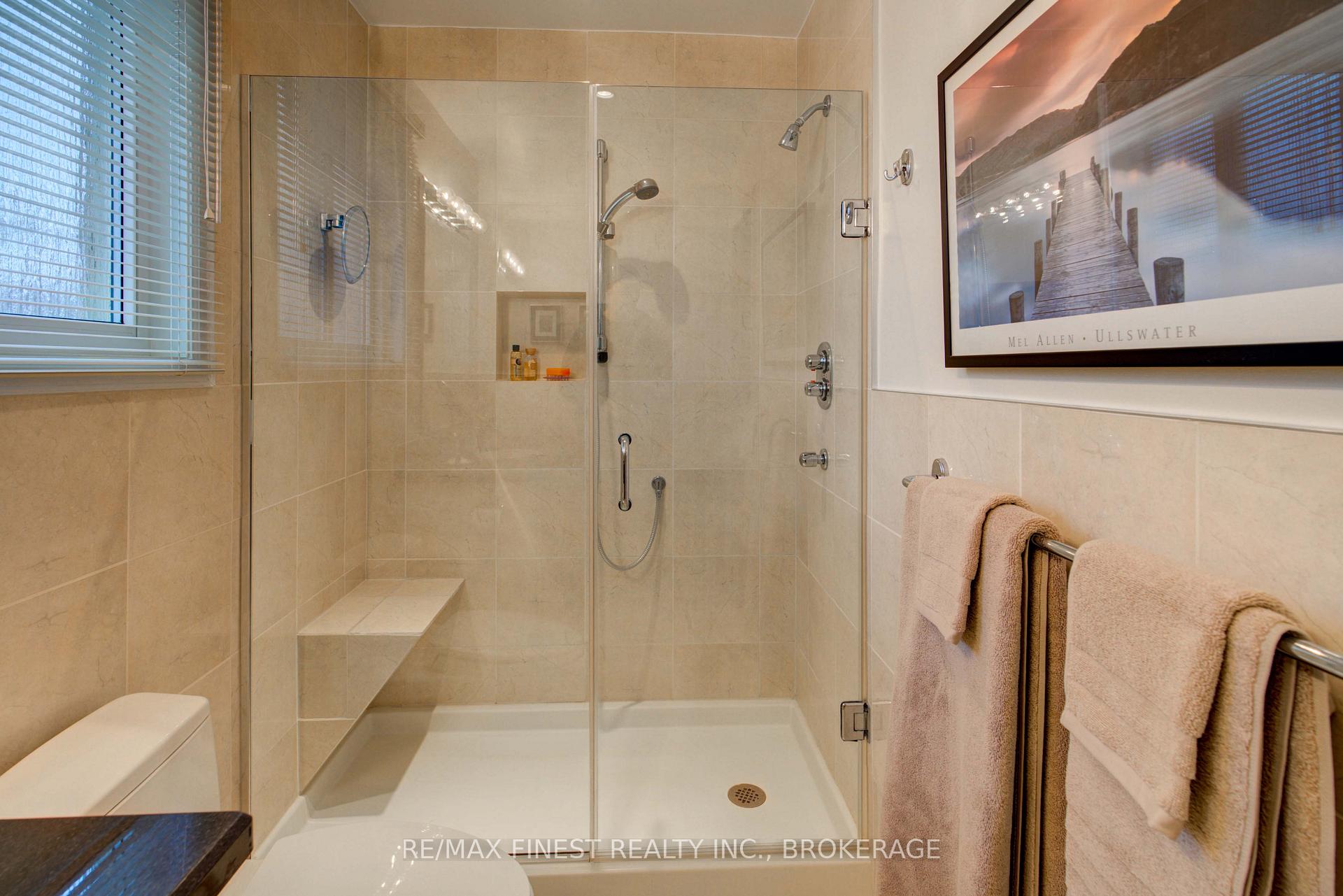Photo 24 of 154 Lakeshore Boulevard, Kingston, City Southwest — HOMEH