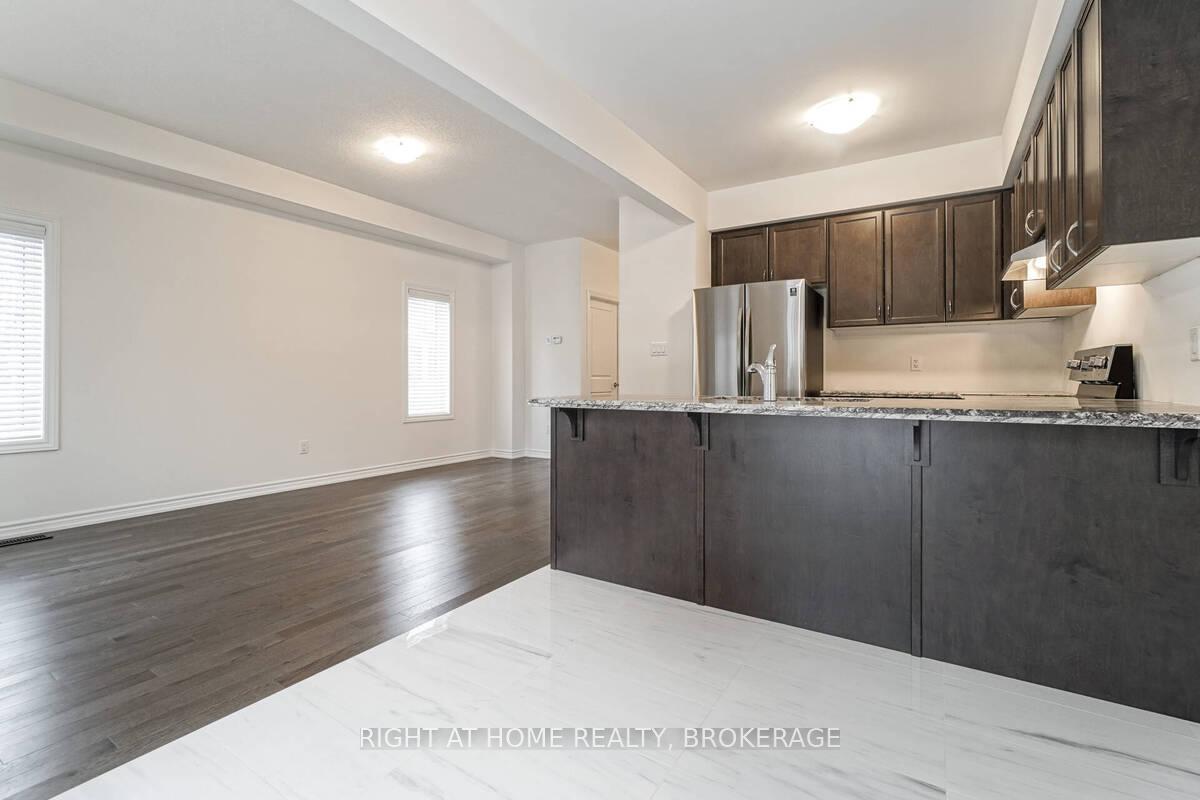 Photo 13 of Unit 15, 515 Garner Road W, Hamilton, Ancaster — HOMEH