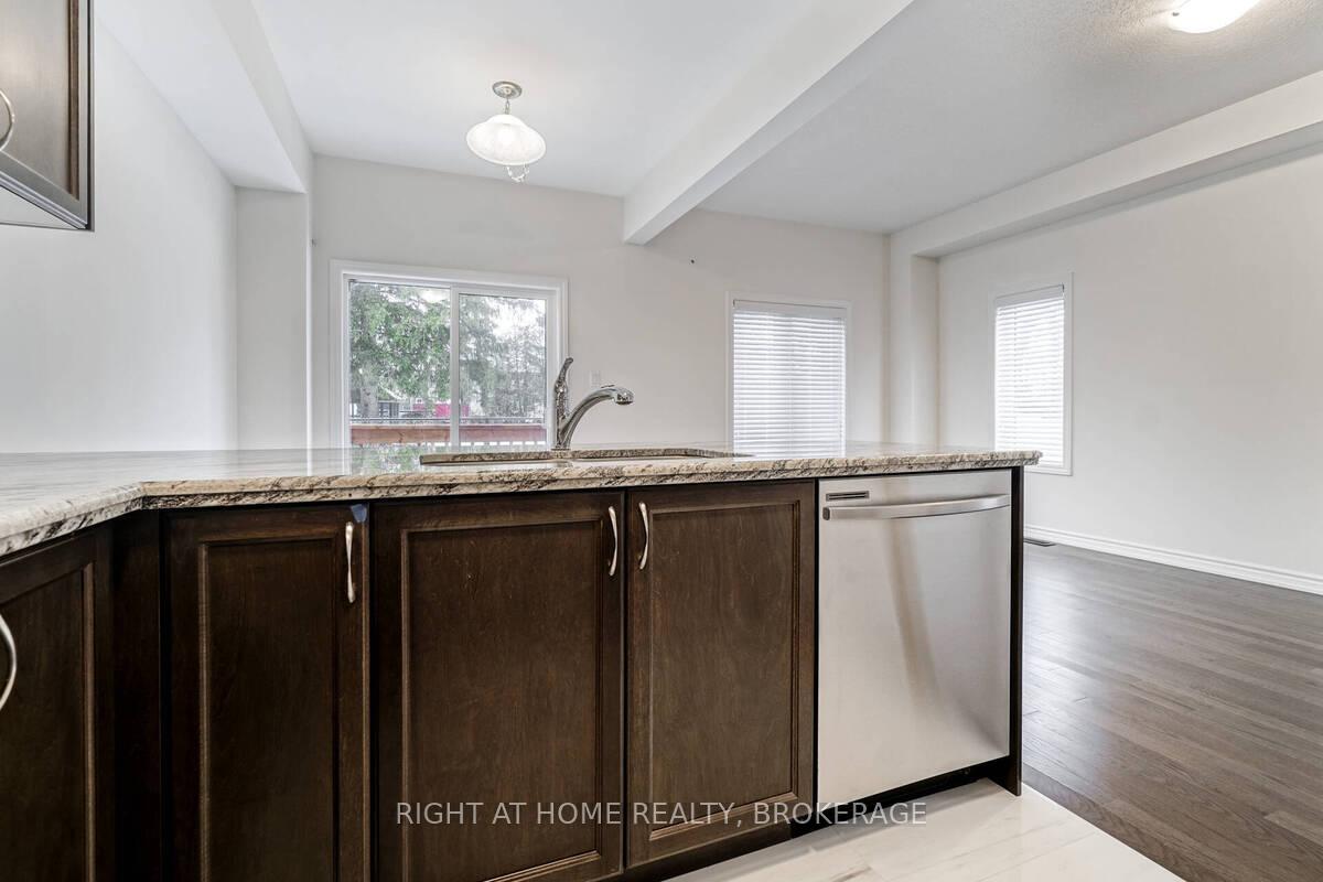 Photo 19 of Unit 15, 515 Garner Road W, Hamilton, Ancaster — HOMEH