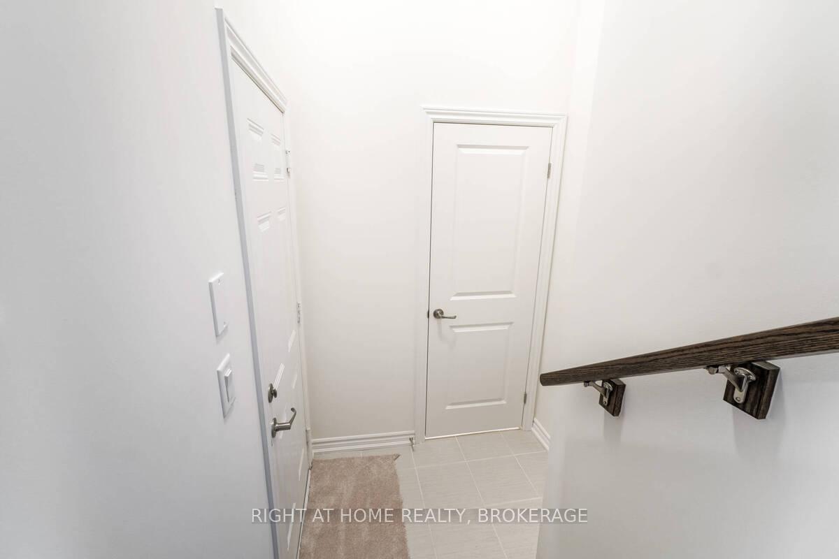 Photo 21 of Unit 15, 515 Garner Road W, Hamilton, Ancaster — HOMEH