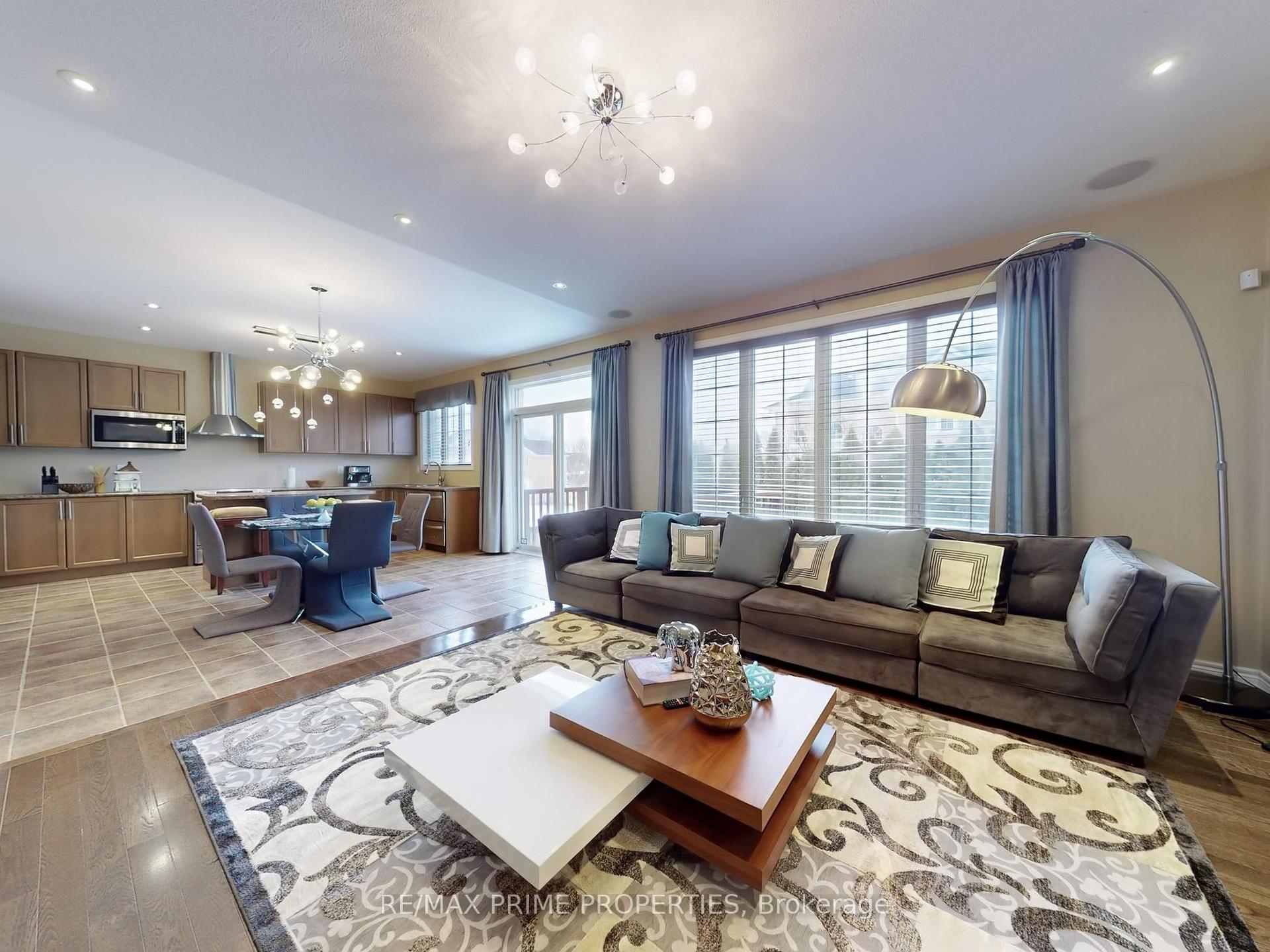 Photo 8 of 33 Arbour Drive, Markham, Greensborough — HOMEH