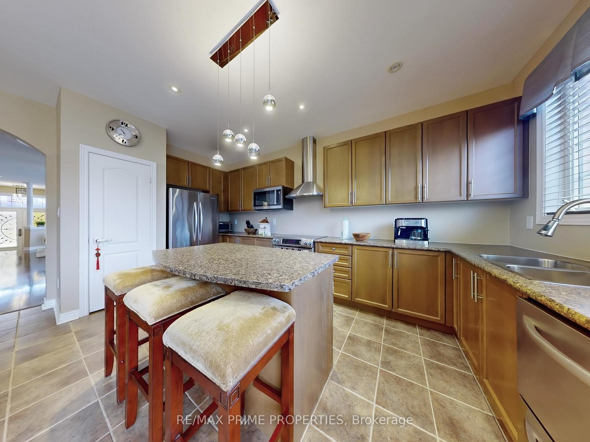 Photo 10 of 33 Arbour Drive, Markham, Greensborough — HOMEH