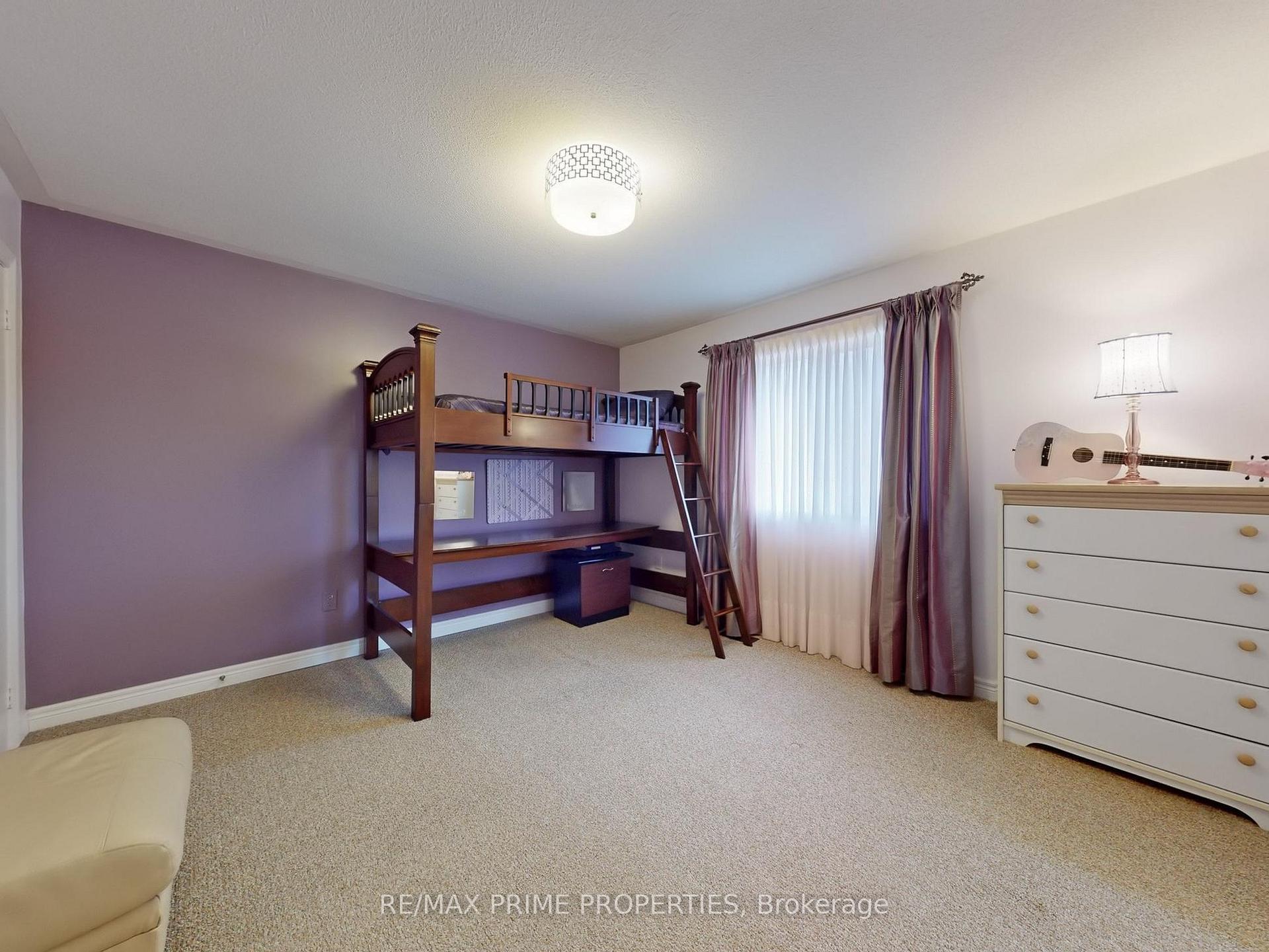 Photo 26 of 33 Arbour Drive, Markham, Greensborough — HOMEH