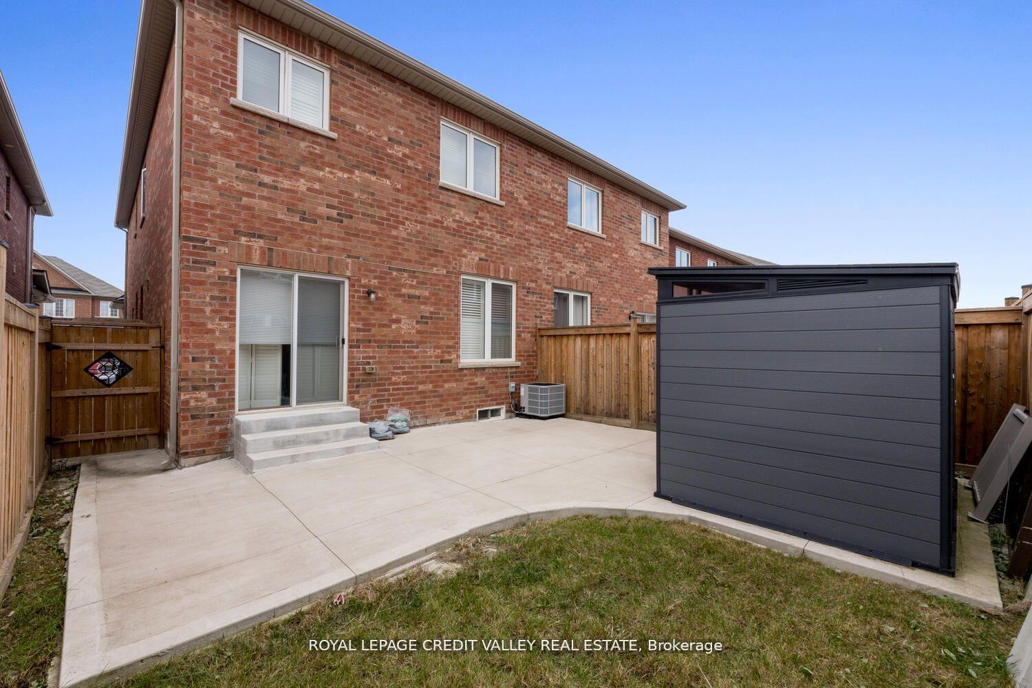 Photo 22 of 480 Downes Jackson Heights, Milton, Harrison — HOMEH