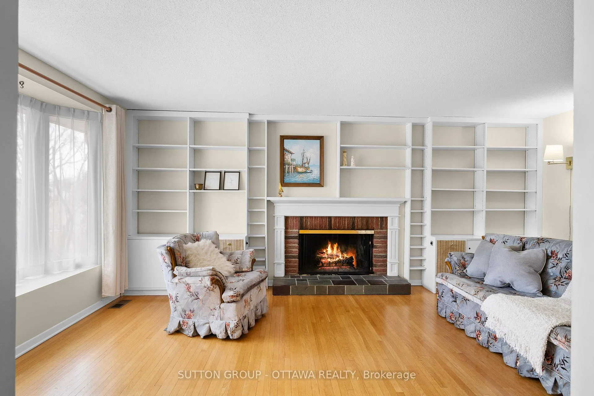 Photo 6 of 2391 Ogilvie Road, Ottawa, Beacon Hill North — HOMEH