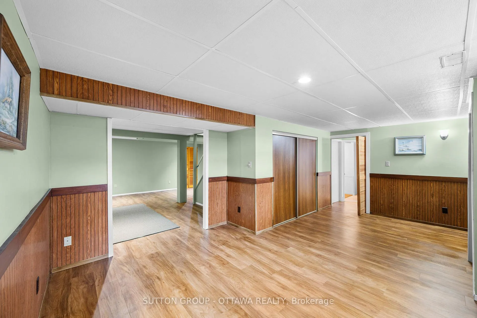 Photo 34 of 2391 Ogilvie Road, Ottawa, Beacon Hill North — HOMEH