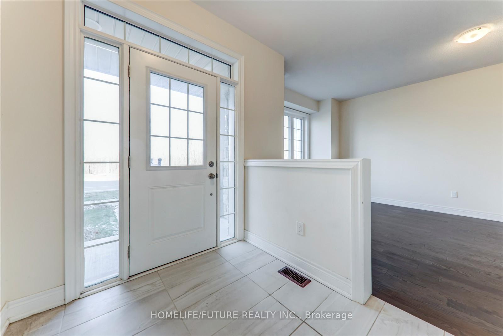 Photo 5 of 289 Kirkham Drive, Markham, Cedarwood — HOMEH
