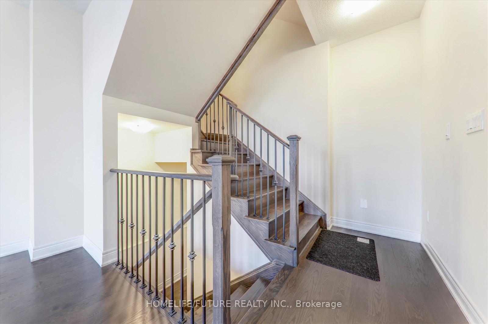 Photo 9 of 289 Kirkham Drive, Markham, Cedarwood — HOMEH