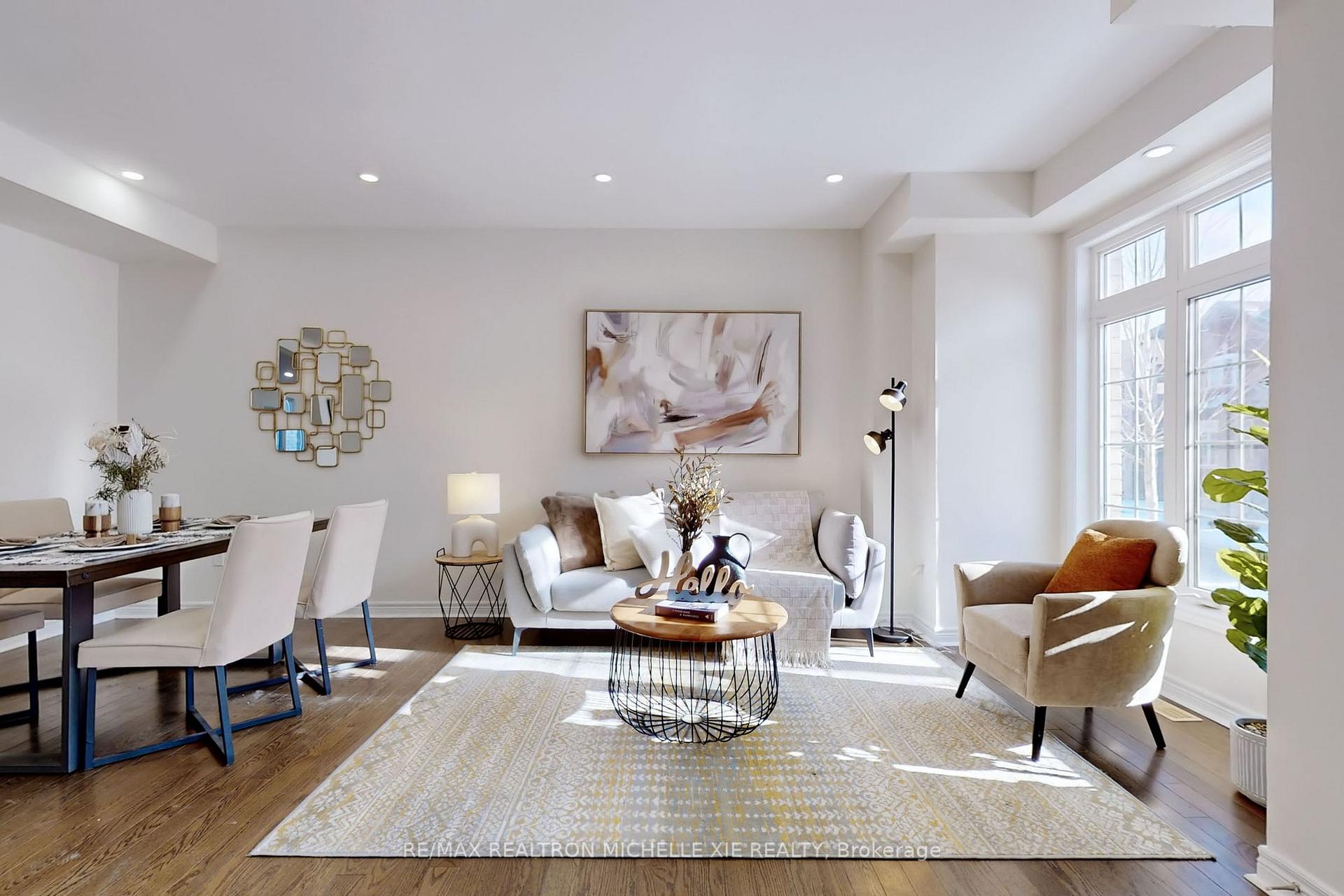 Photo 4 of 10 Rossmore Drive, Markham, Cornell — HOMEH