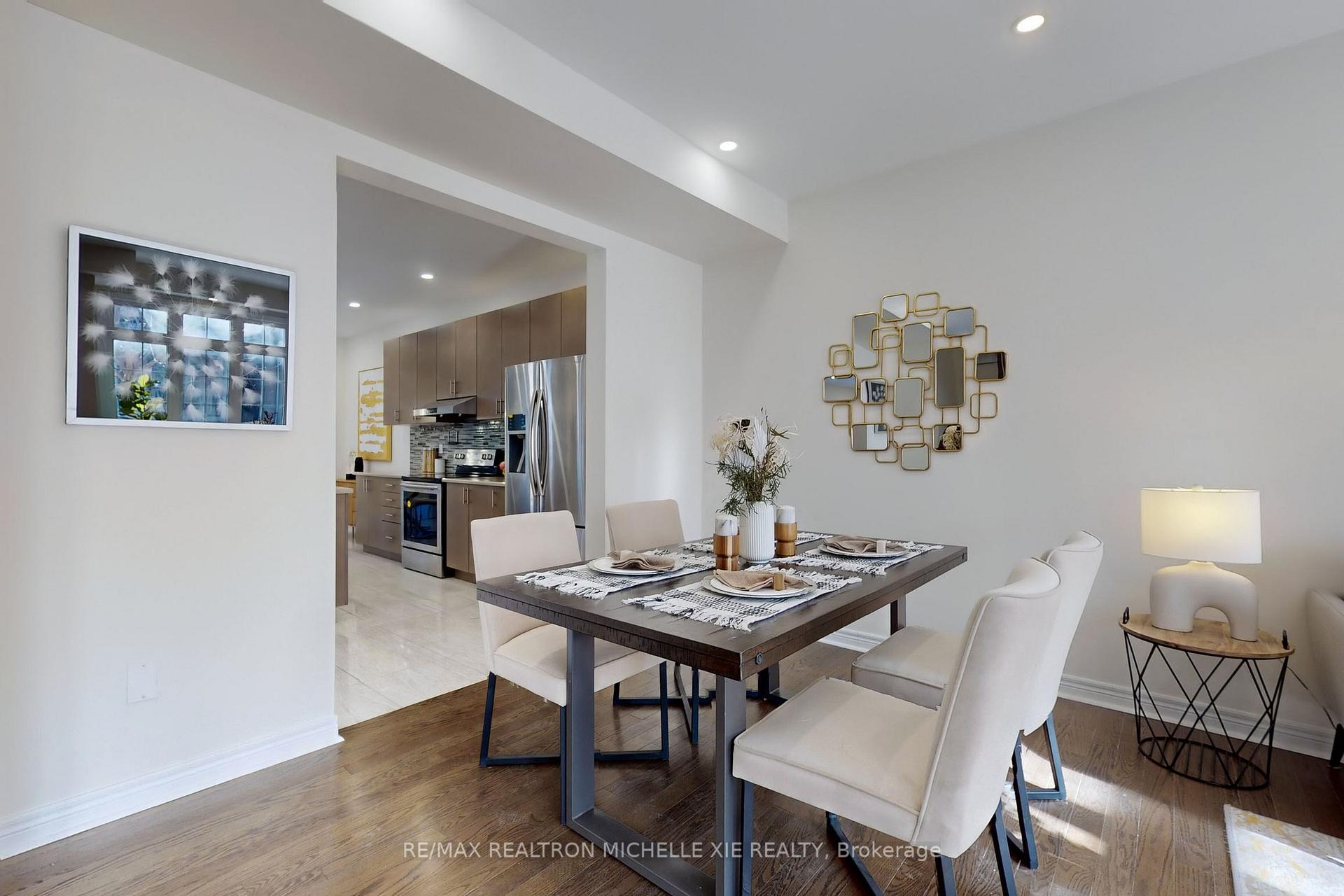 Photo 7 of 10 Rossmore Drive, Markham, Cornell — HOMEH