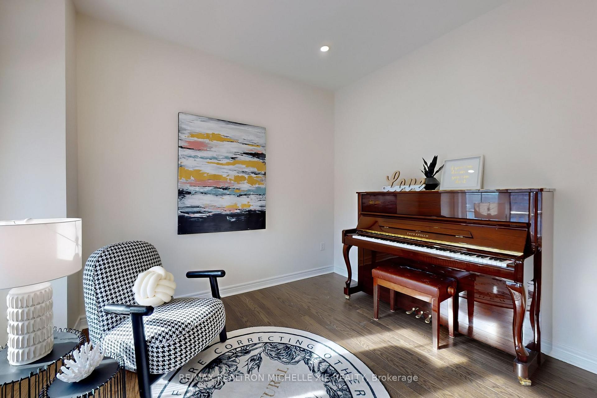 Photo 9 of 10 Rossmore Drive, Markham, Cornell — HOMEH