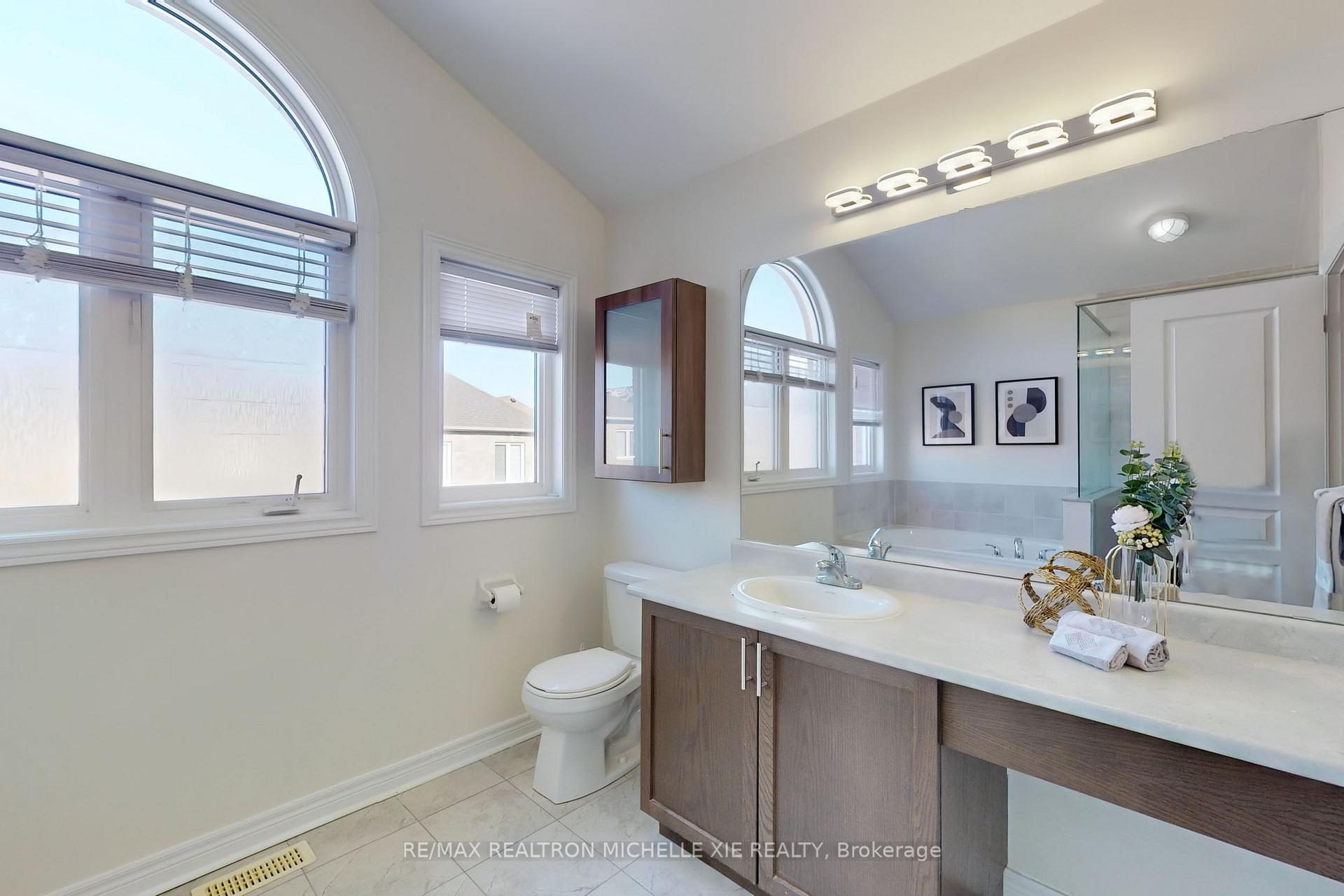 Photo 19 of 10 Rossmore Drive, Markham, Cornell — HOMEH