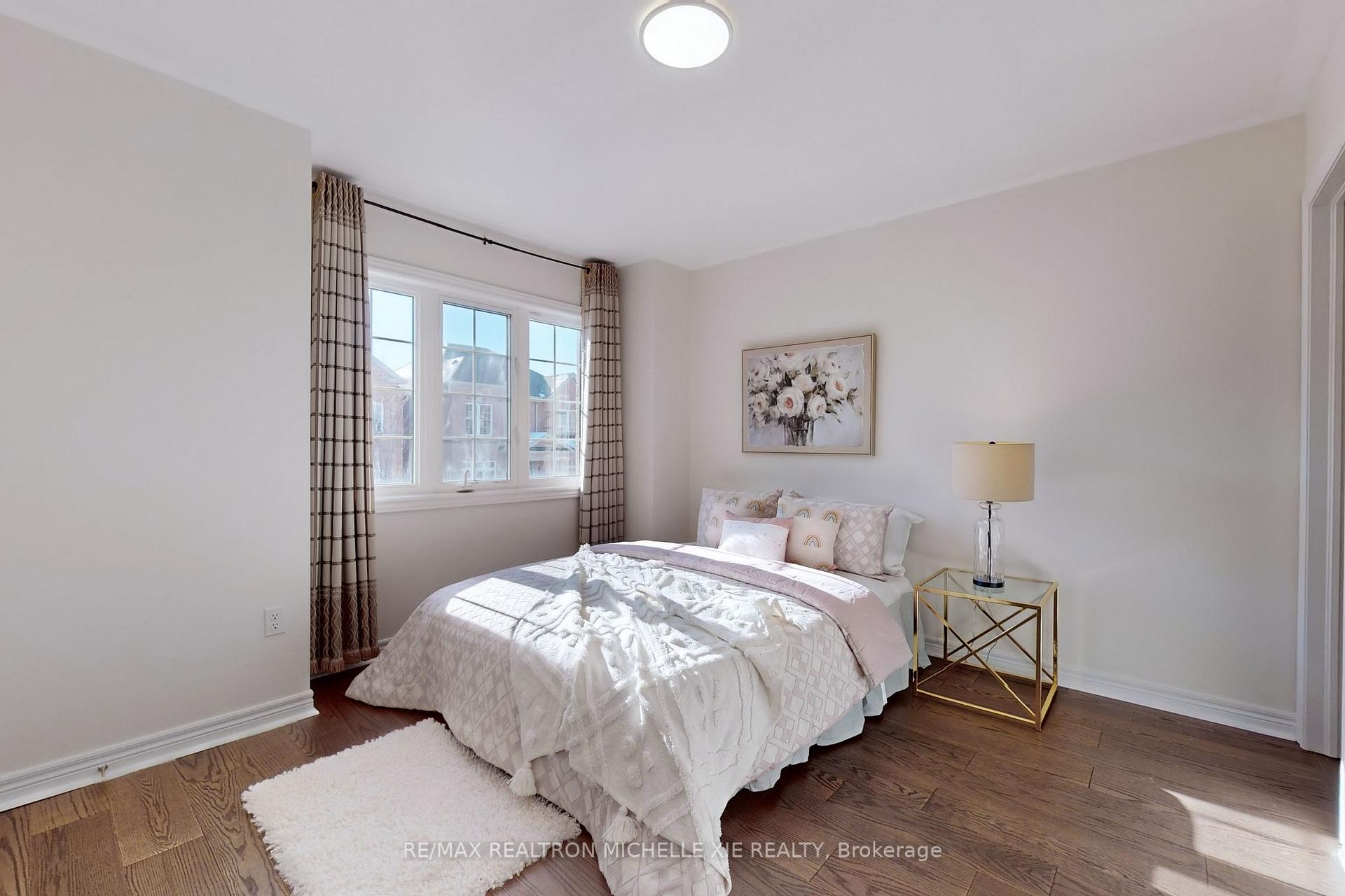 Photo 23 of 10 Rossmore Drive, Markham, Cornell — HOMEH