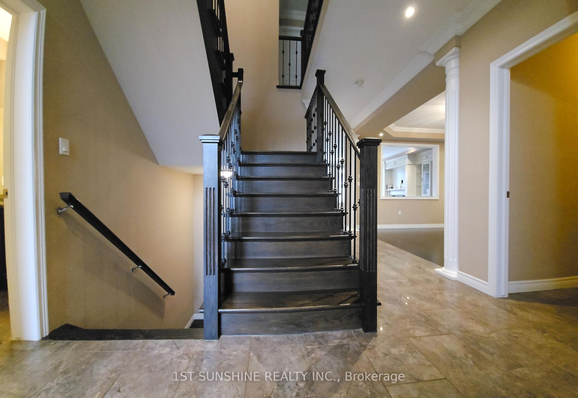 Photo 16 of 167 Chambers Drive, Hamilton, Ancaster — HOMEH