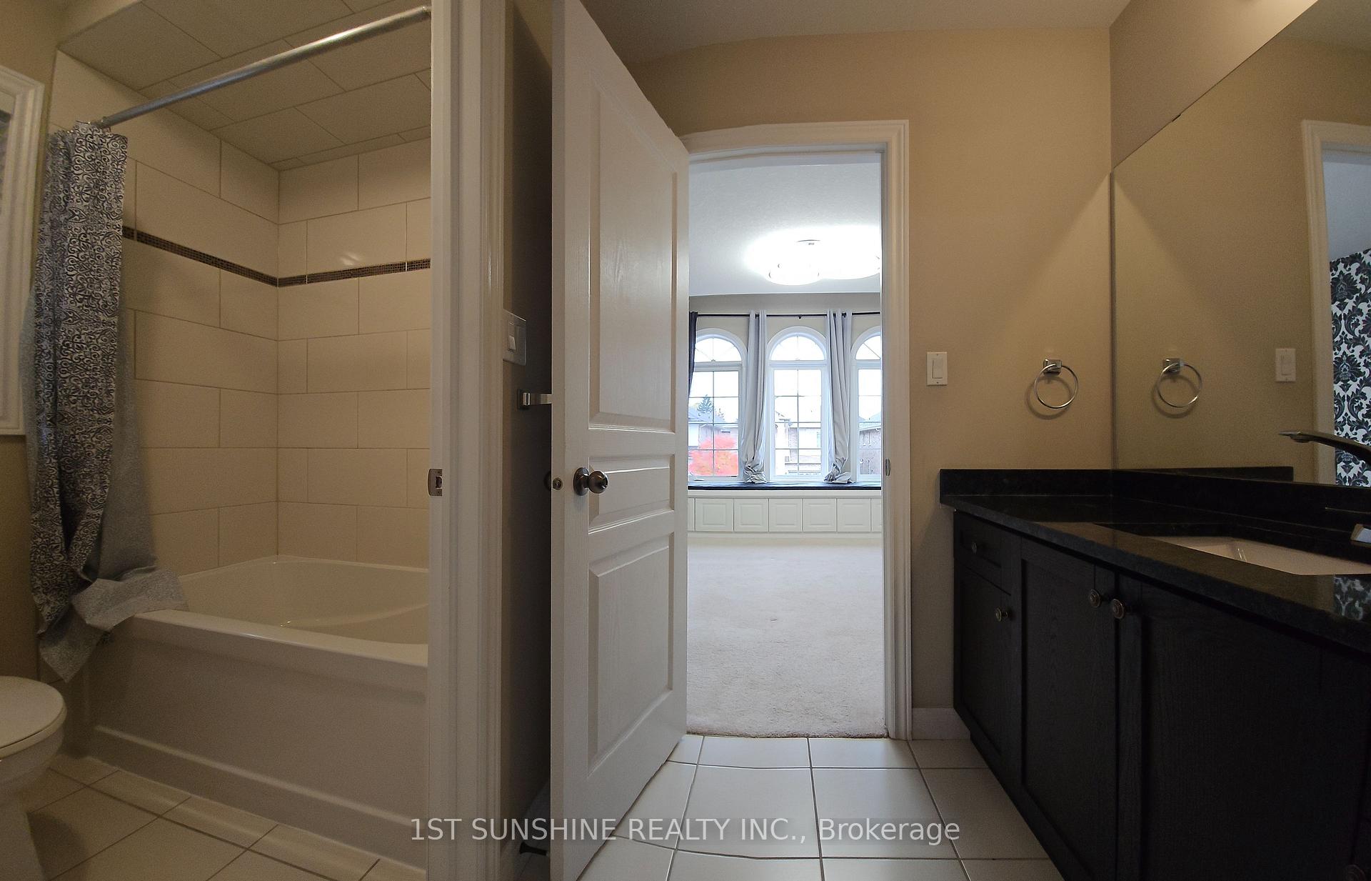 Photo 20 of 167 Chambers Drive, Hamilton, Ancaster — HOMEH