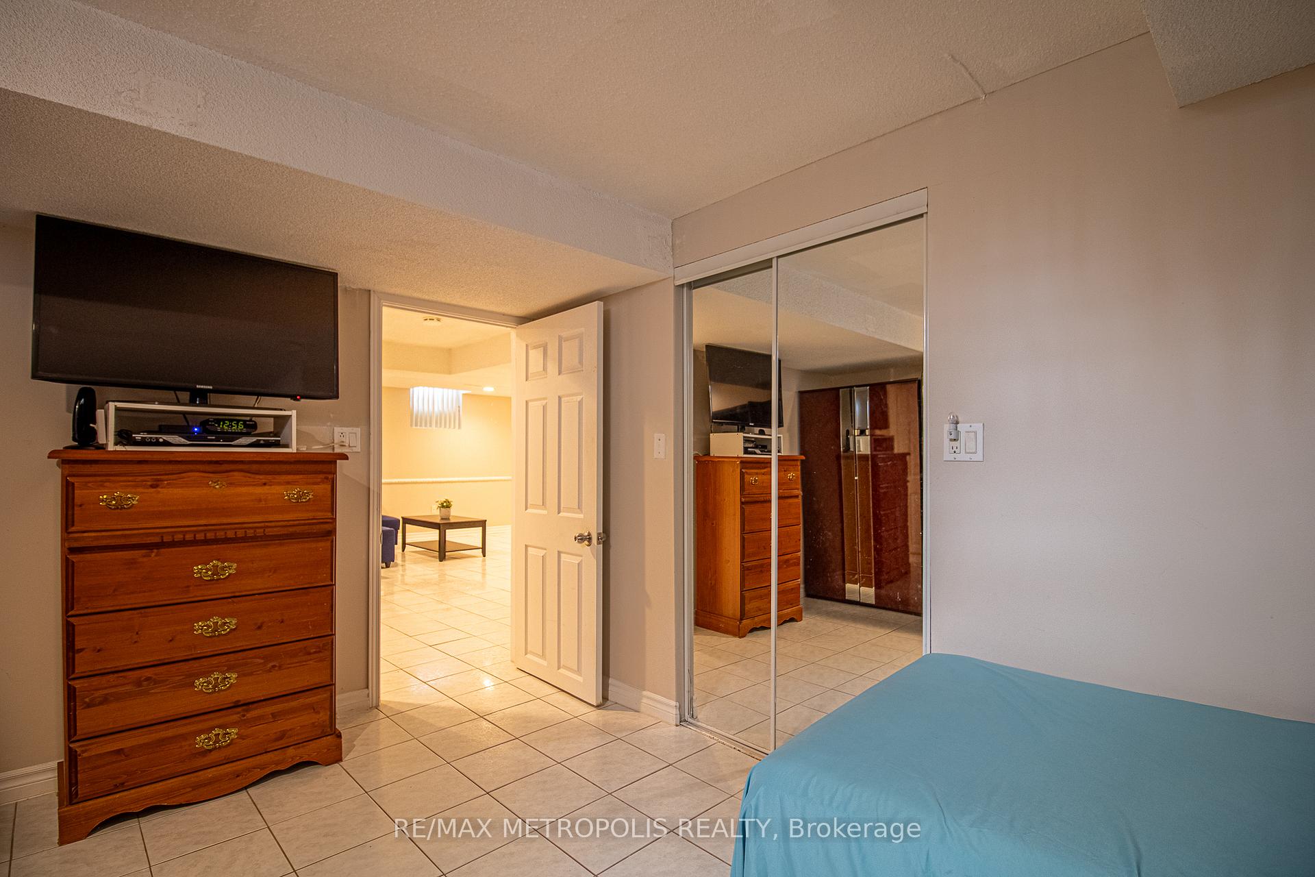 Photo 8 of Unit BSMT, 15 Havagal Crescent, Markham, Markville — HOMEH