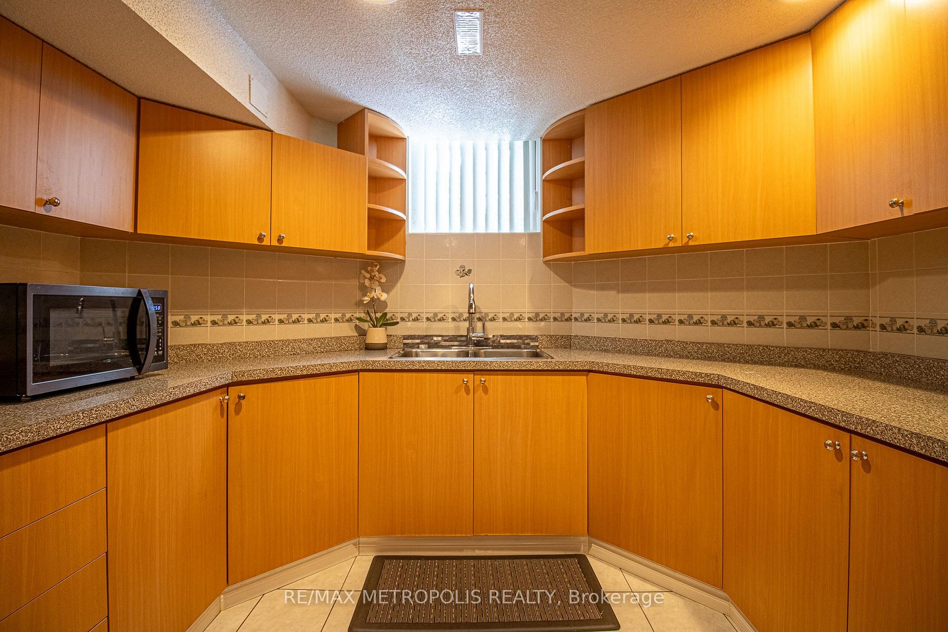 Photo 13 of Unit BSMT, 15 Havagal Crescent, Markham, Markville — HOMEH