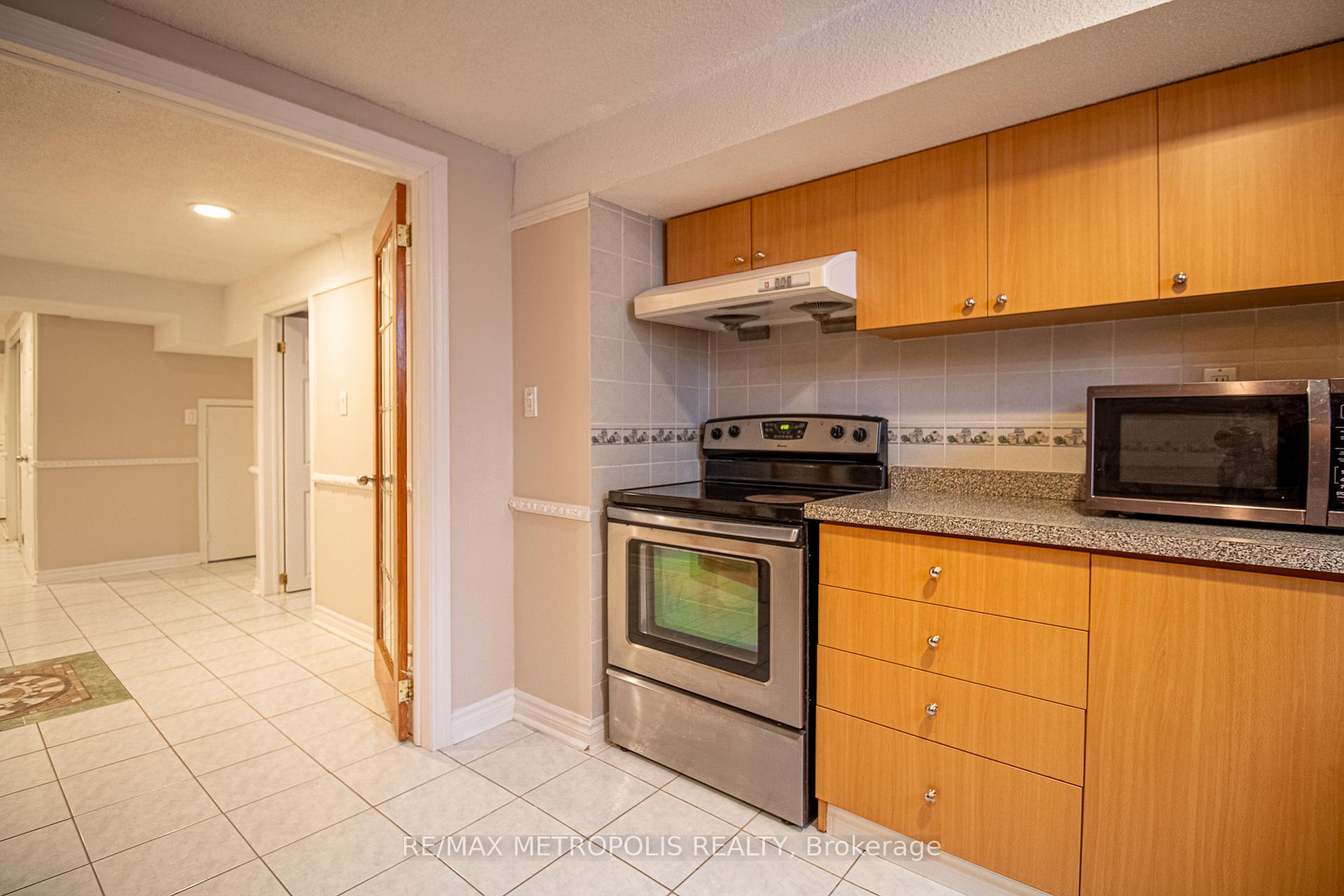 Photo 17 of Unit BSMT, 15 Havagal Crescent, Markham, Markville — HOMEH