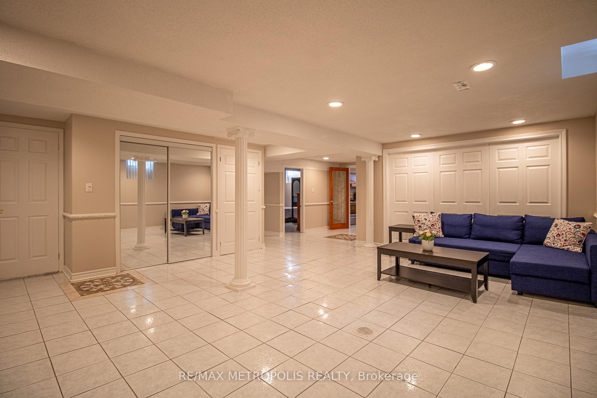 Photo 25 of Unit BSMT, 15 Havagal Crescent, Markham, Markville — HOMEH