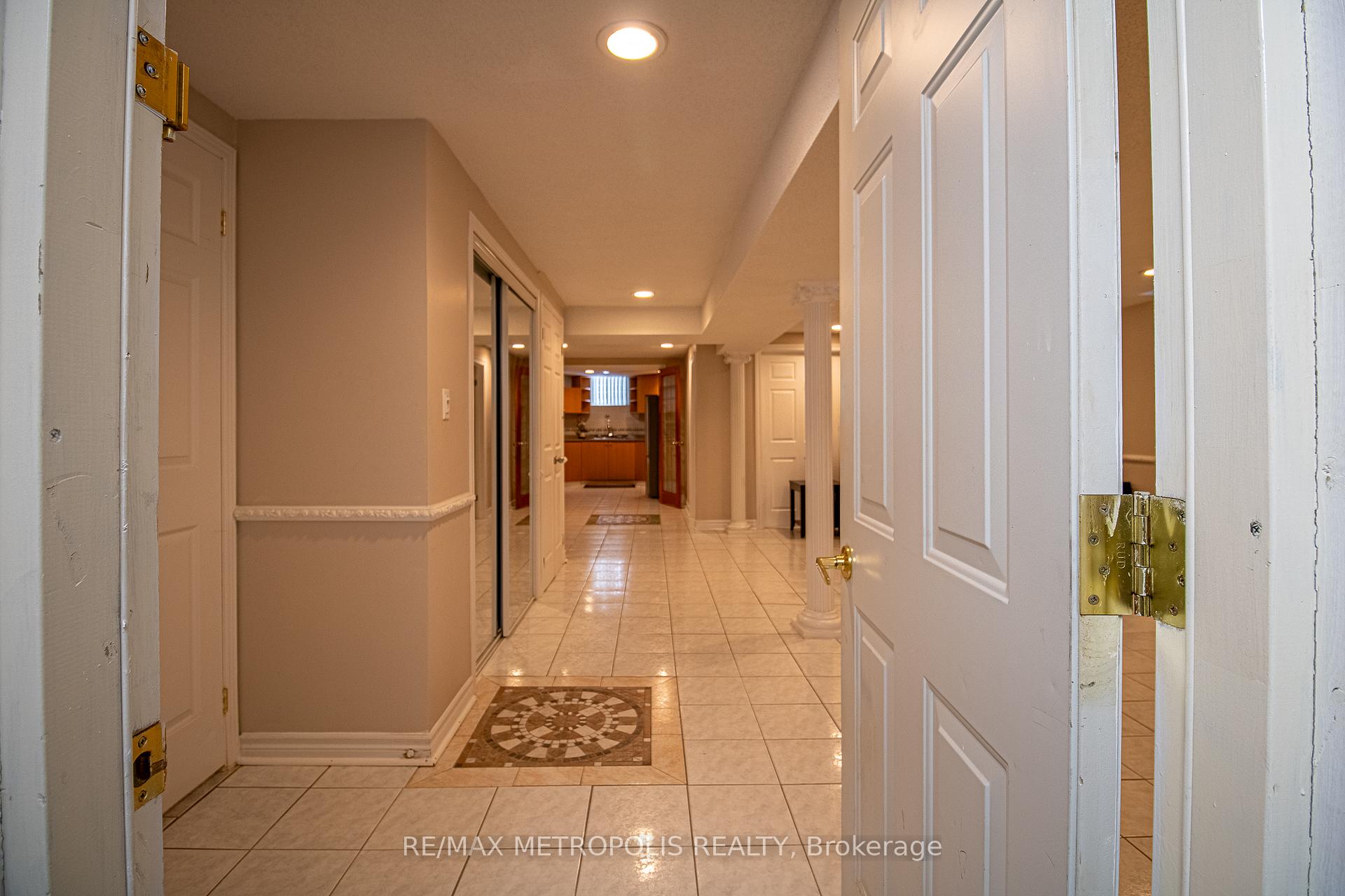 Photo 32 of Unit BSMT, 15 Havagal Crescent, Markham, Markville — HOMEH