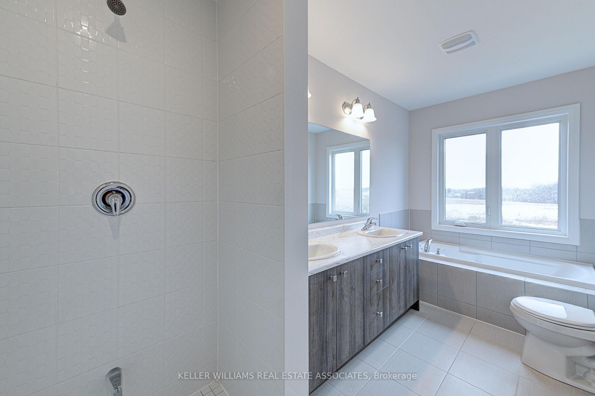 Photo 19 of 152 Freedom Crescent, Hamilton, Mount Hope — HOMEH