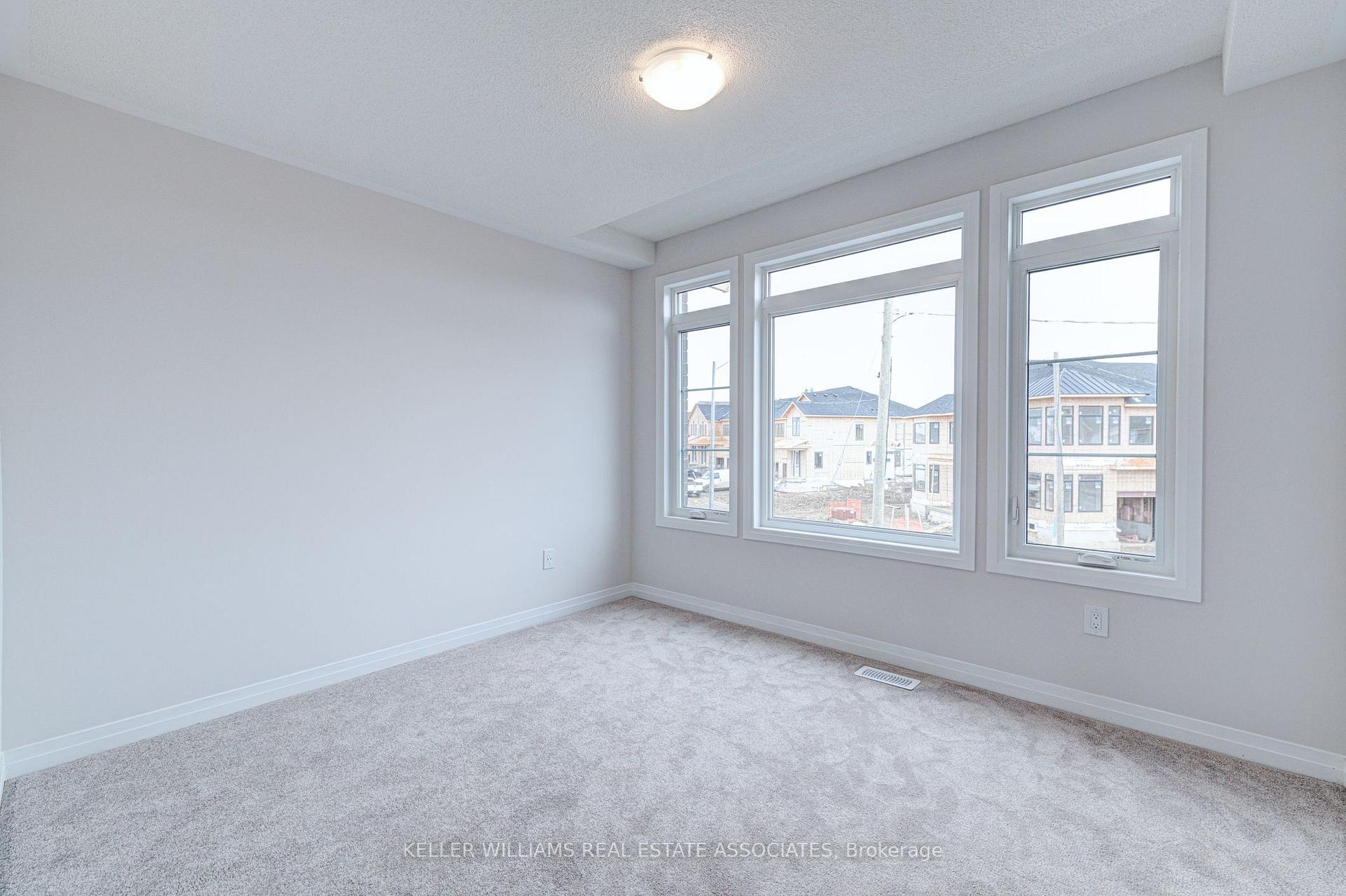 Photo 25 of 152 Freedom Crescent, Hamilton, Mount Hope — HOMEH