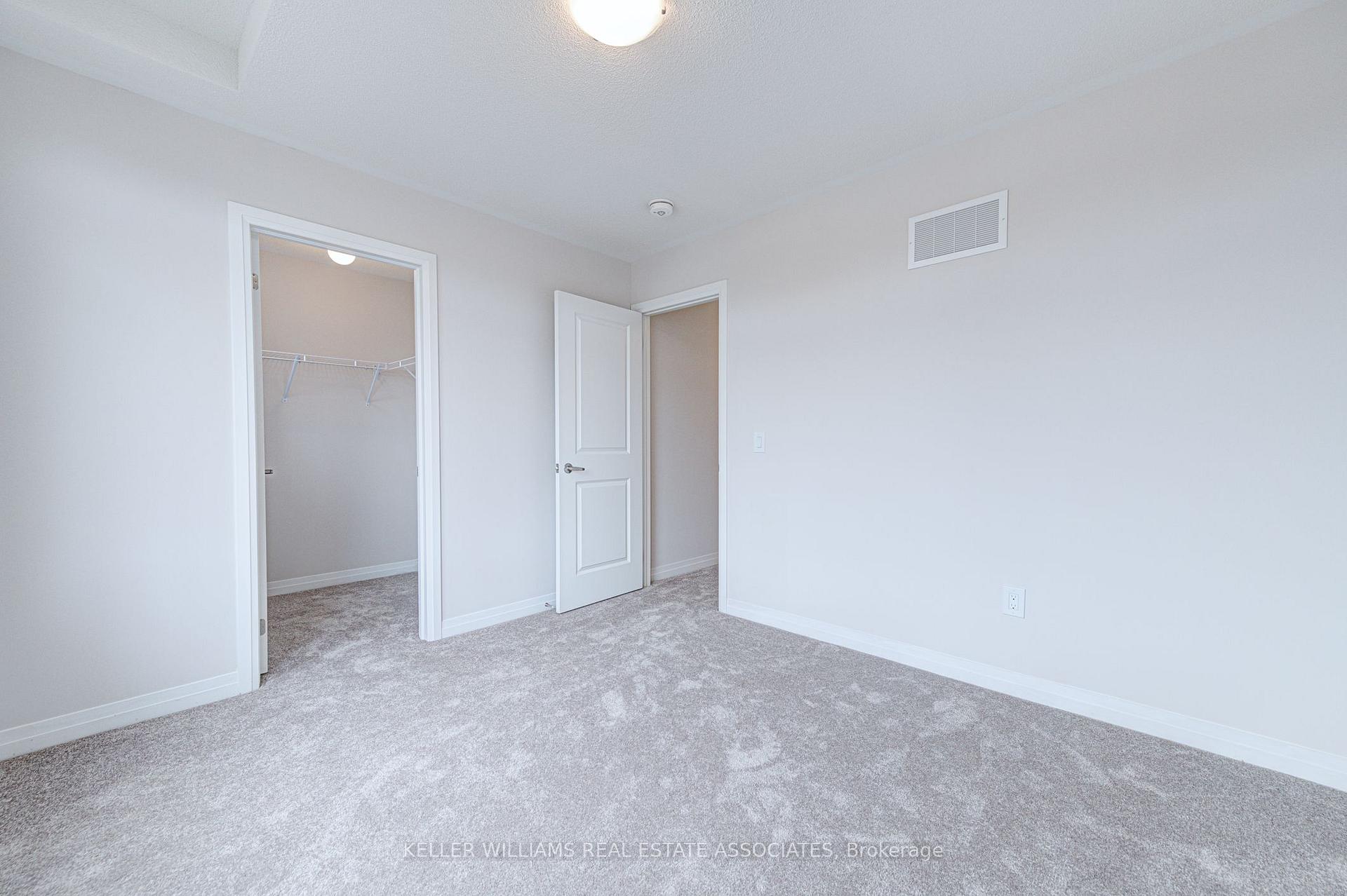 Photo 26 of 152 Freedom Crescent, Hamilton, Mount Hope — HOMEH