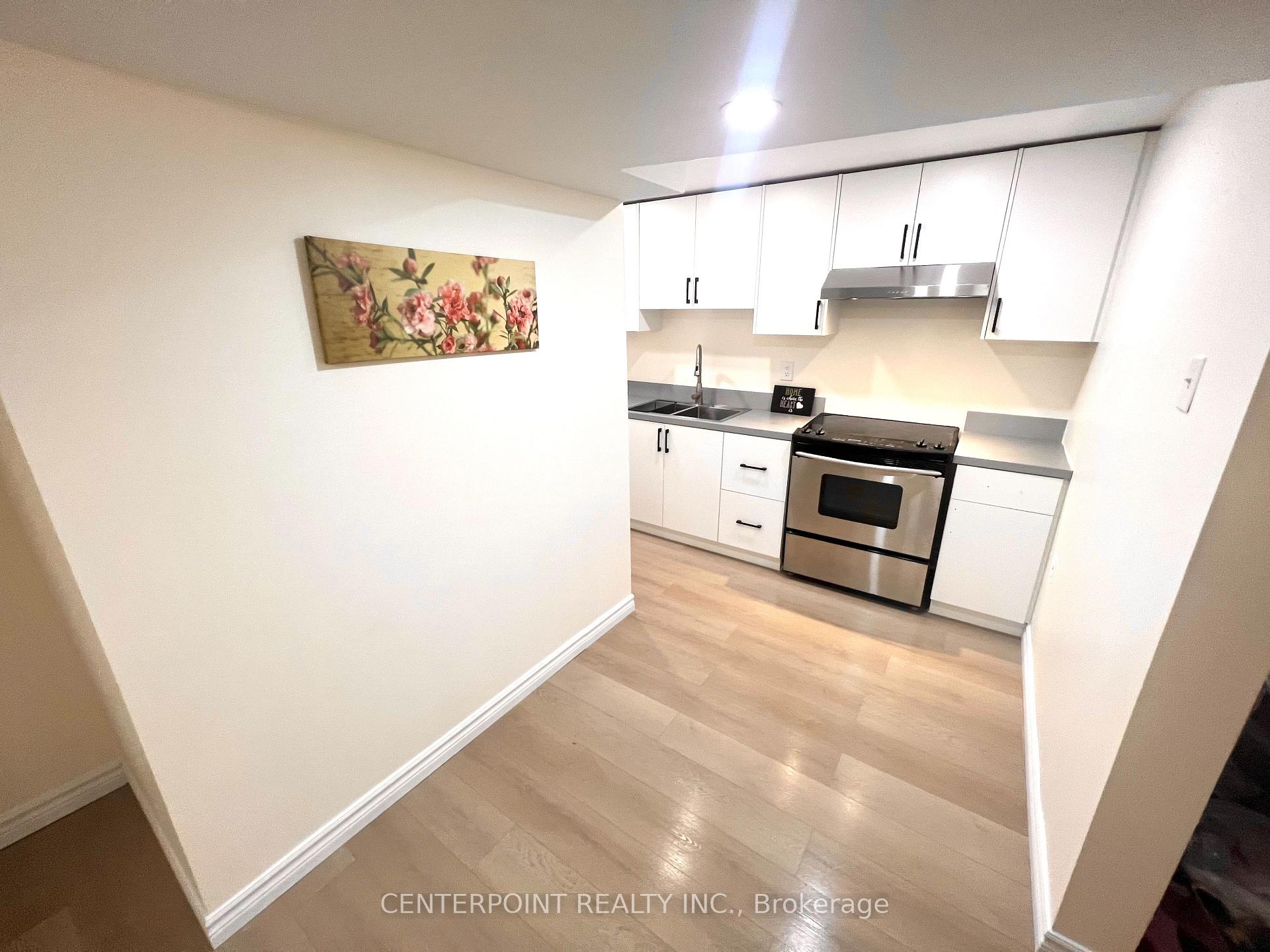 Photo 5 of 95 Bedale Crescent, Markham, Milliken Mills West — HOMEH