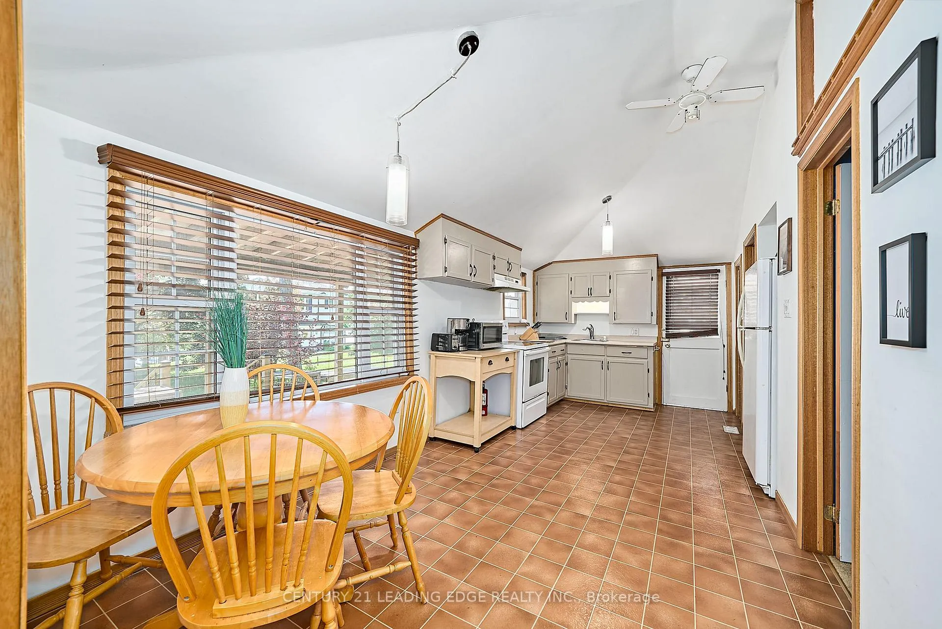 Photo 27 of 225 Arnott Drive, Selwyn — HOMEH