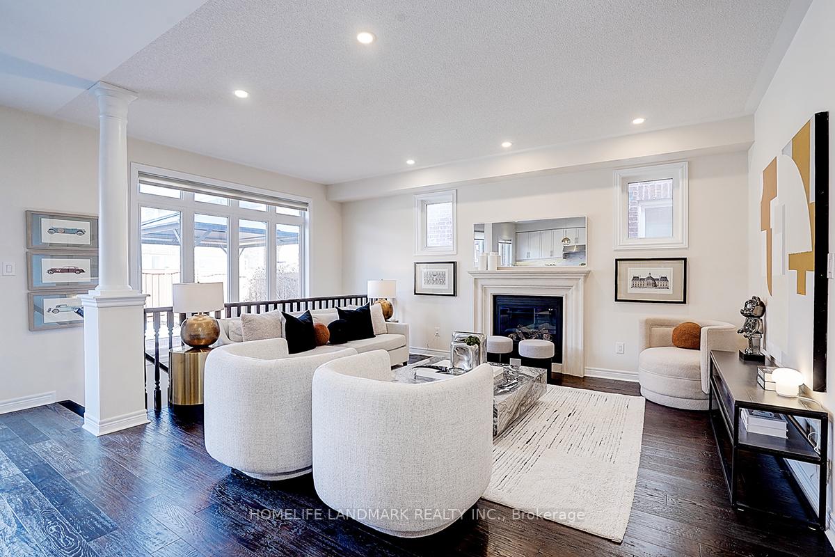 Photo 10 of 20 Corduroy Road, Markham, Victoria Manor-Jennings Gate — HOMEH