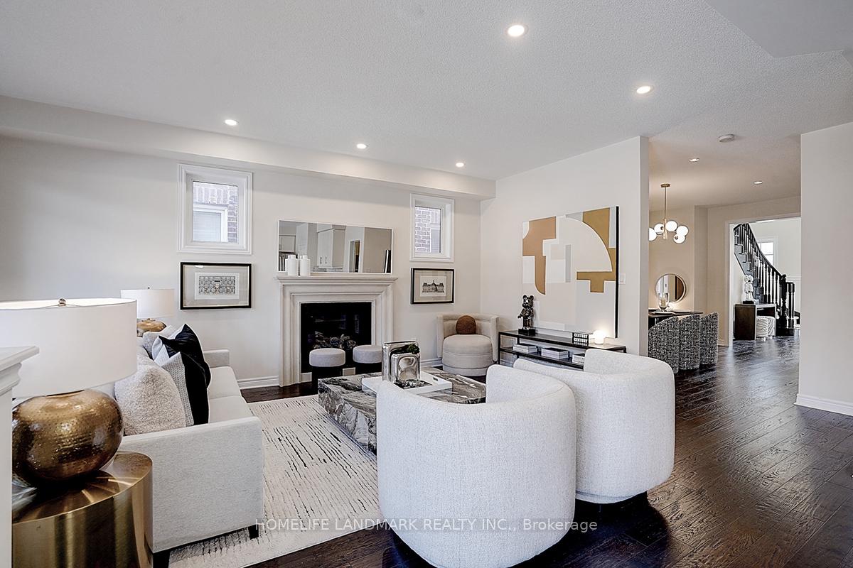 Photo 11 of 20 Corduroy Road, Markham, Victoria Manor-Jennings Gate — HOMEH