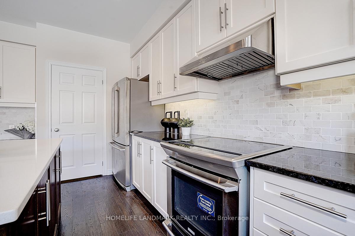 Photo 19 of 20 Corduroy Road, Markham, Victoria Manor-Jennings Gate — HOMEH