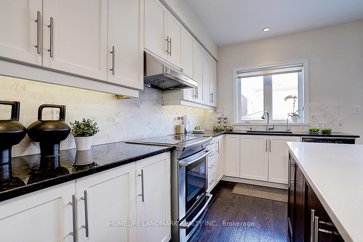Photo 21 of 20 Corduroy Road, Markham, Victoria Manor-Jennings Gate — HOMEH
